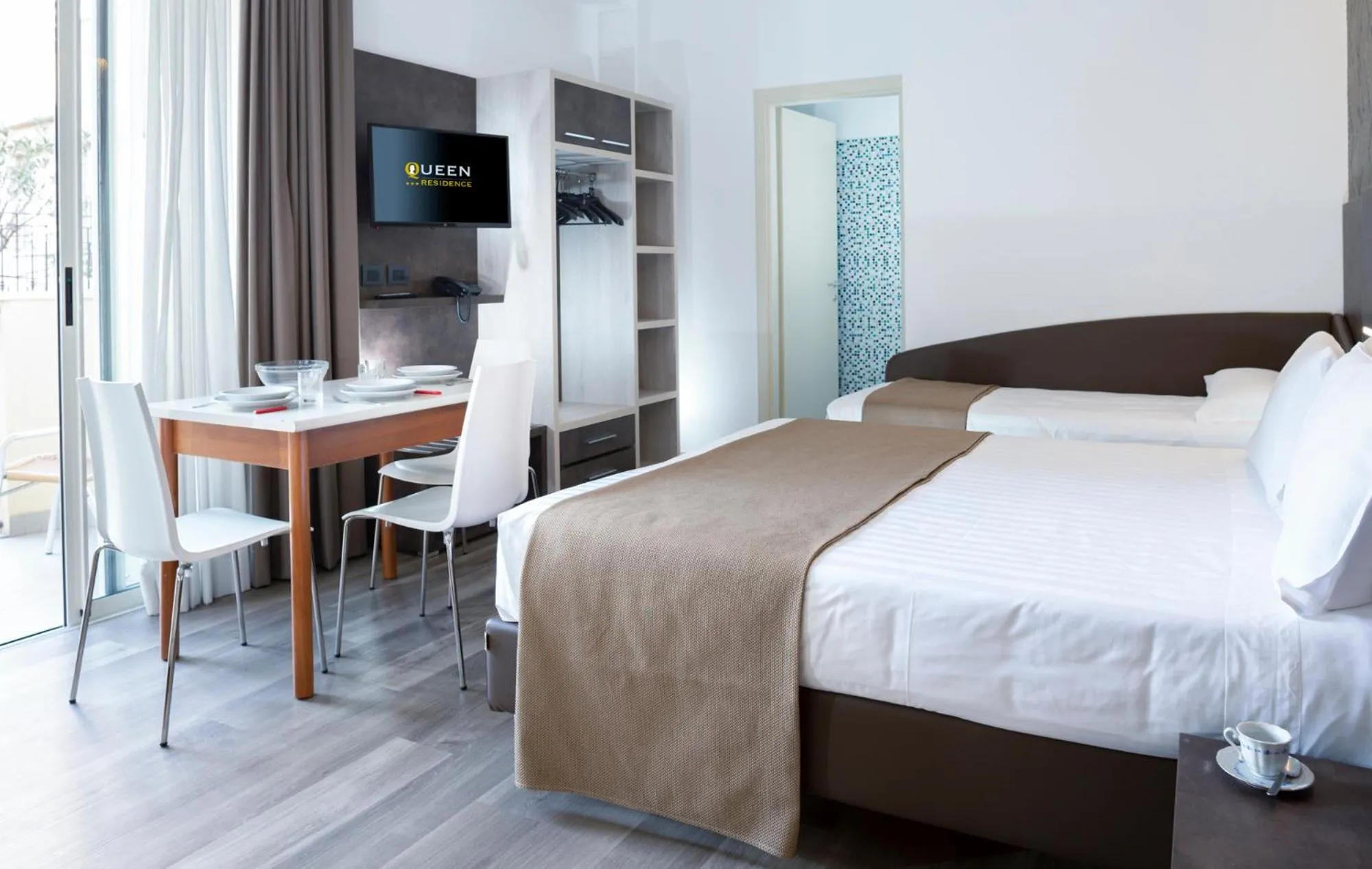 Bed in Residence Queen