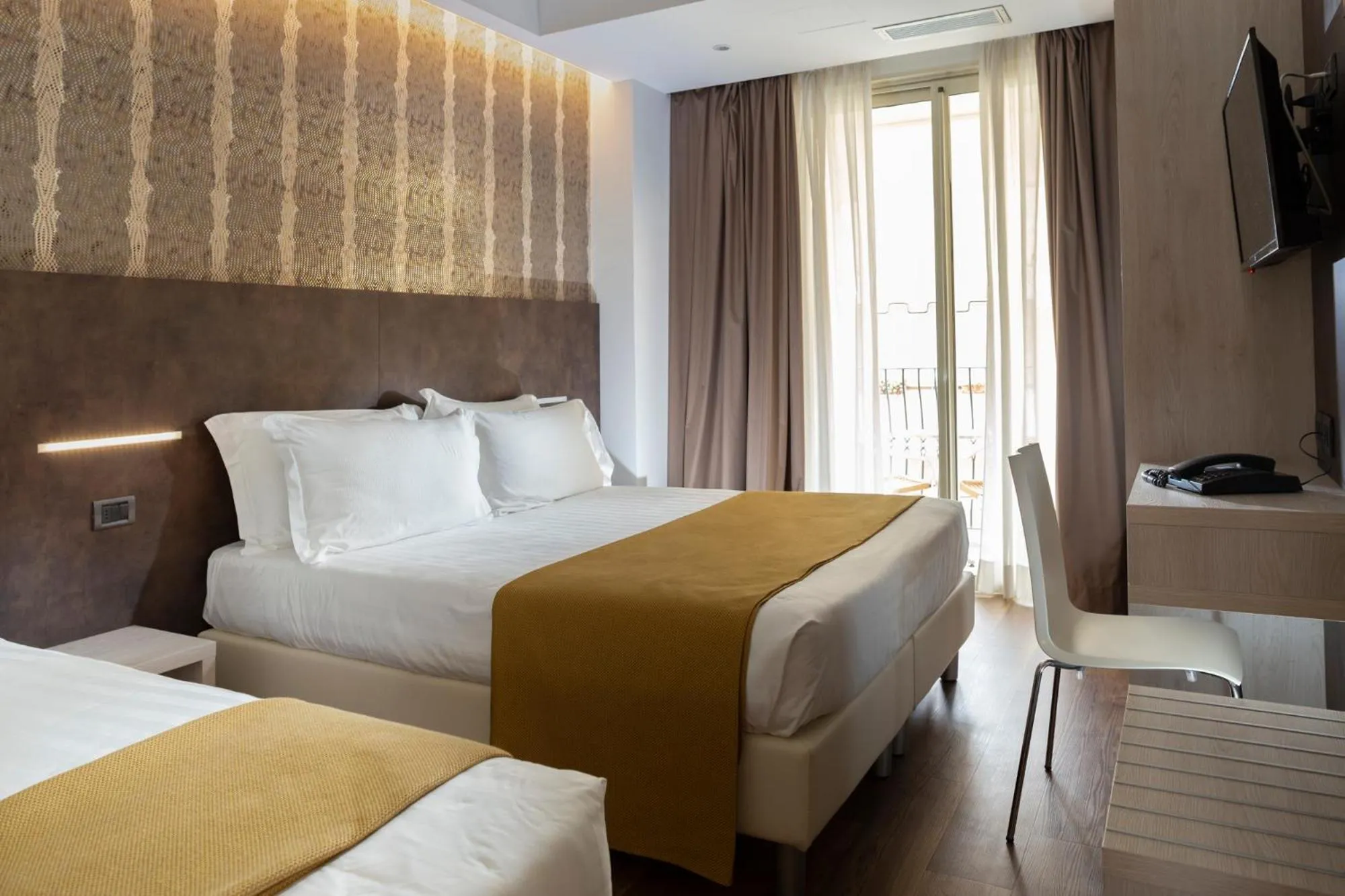 Bed in Residence Queen