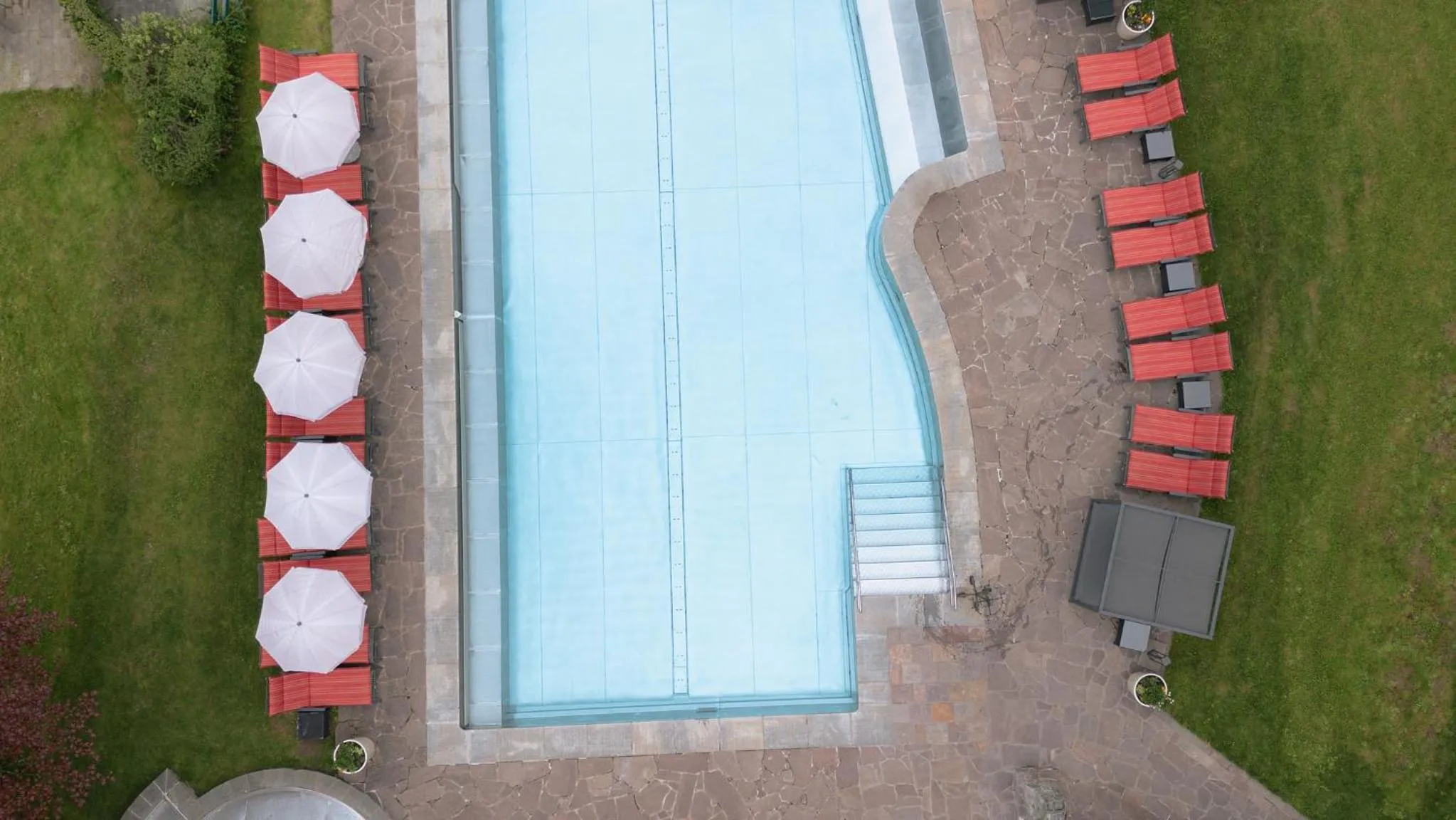 Swimming pool in Hotel Die Post