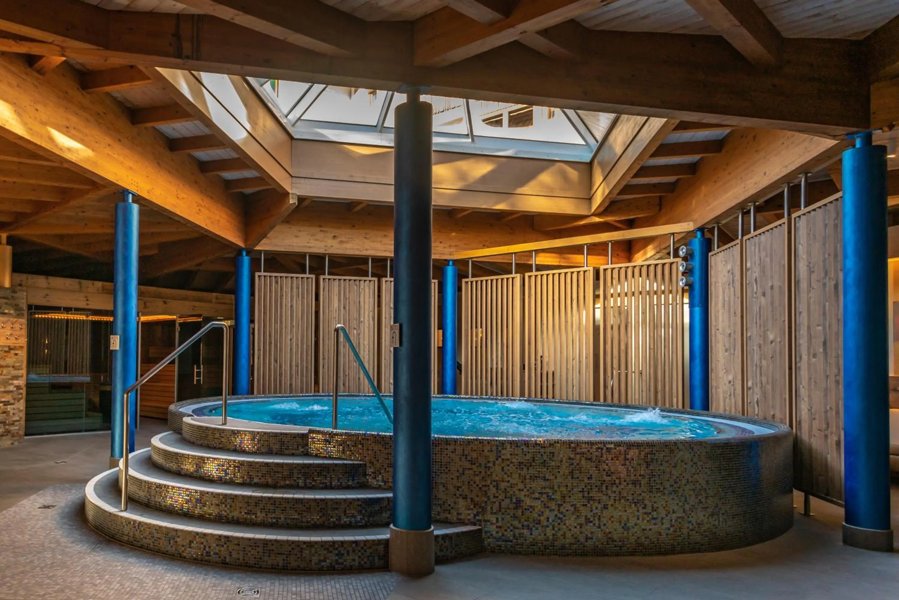 Hot Tub in Hotel Die Post