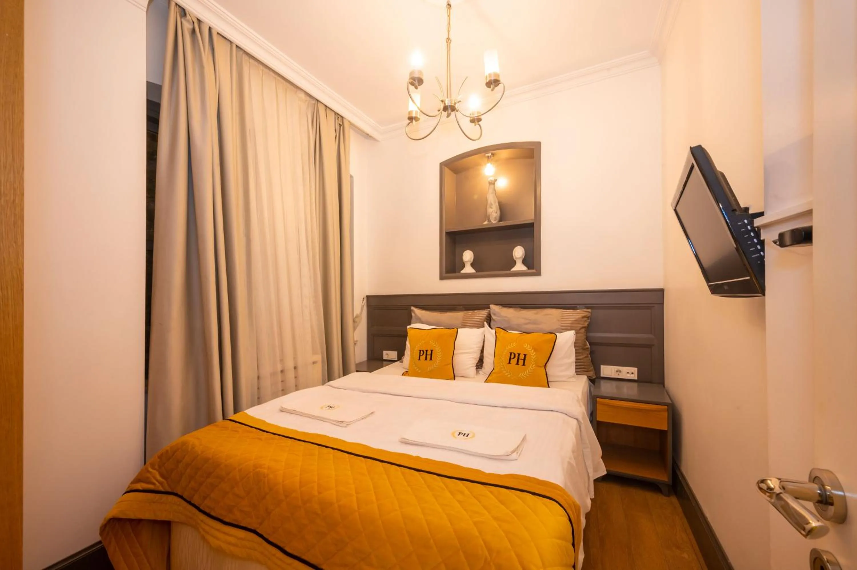 Bed in Pera Line Cihangir