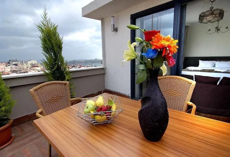 Balcony/Terrace in Pera Line Cihangir