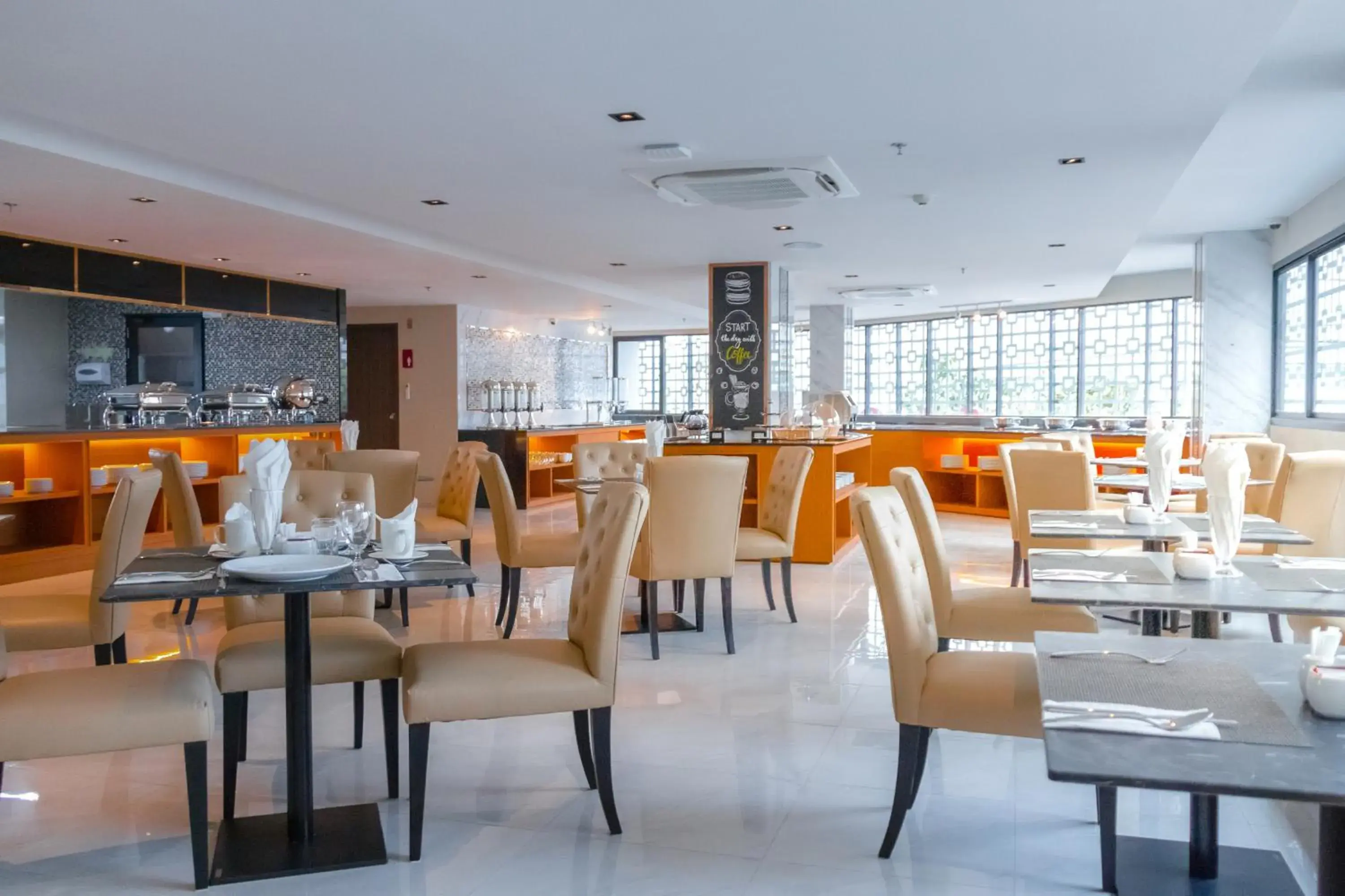 Restaurant/places to eat in GLOW Pattaya Restaurant/places to eat in GLOW Pattaya