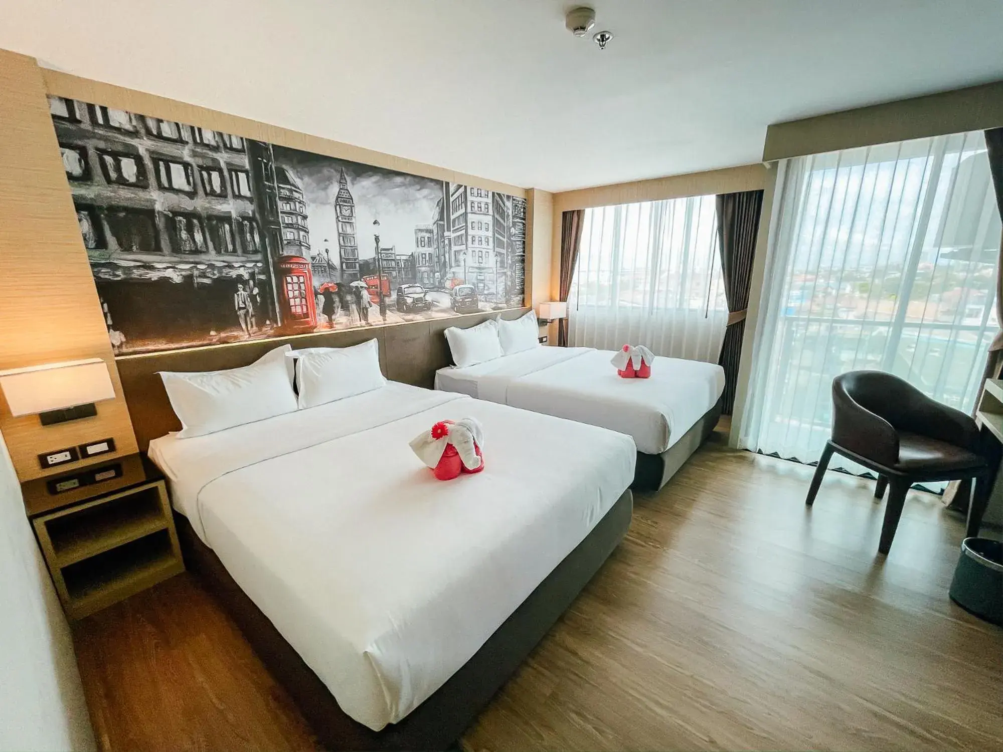 Photo of the whole room, Bed in GLOW Pattaya Photo of the whole room, Bed in GLOW Pattaya
