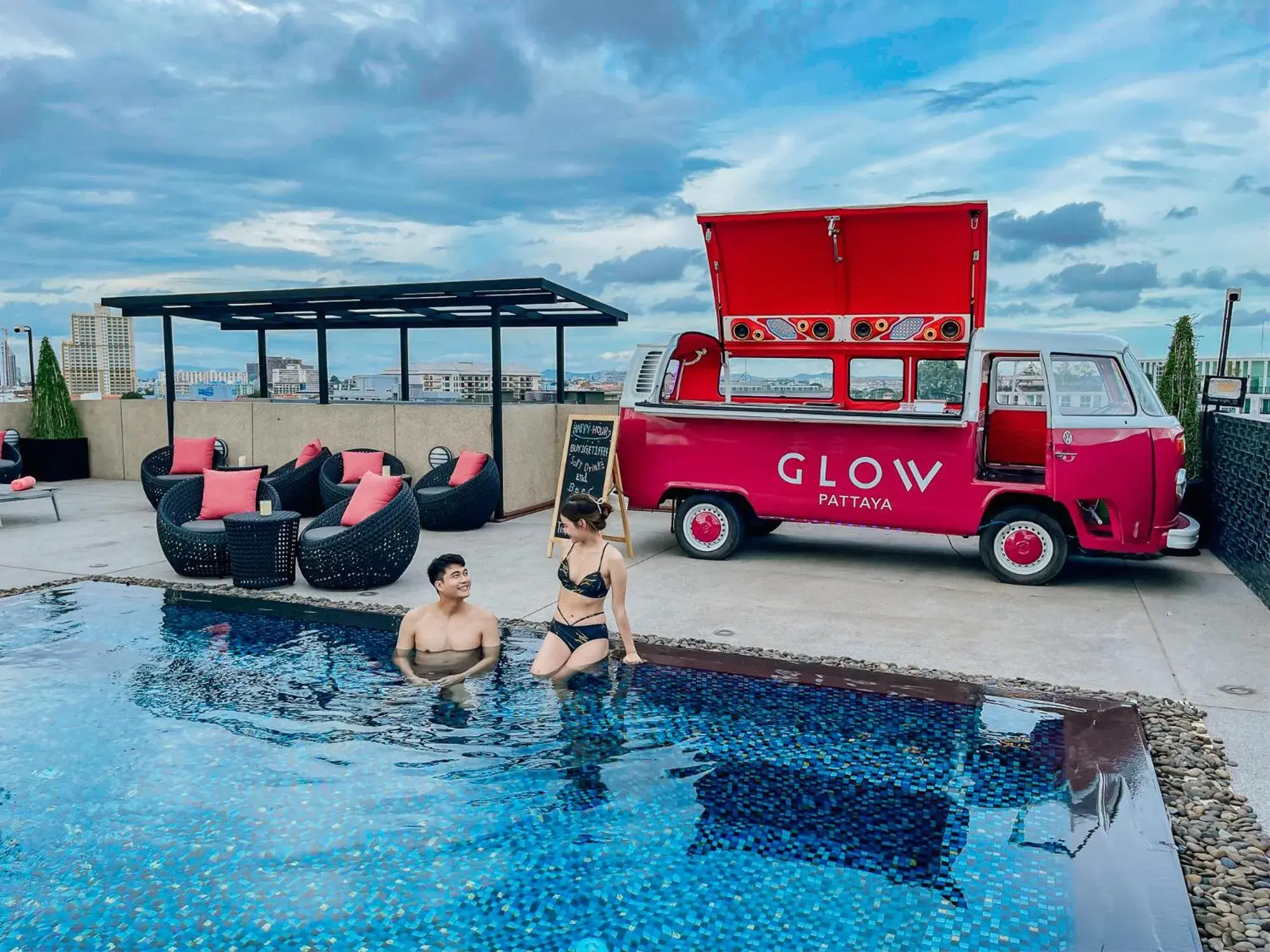Pool view in GLOW Pattaya Pool view in GLOW Pattaya