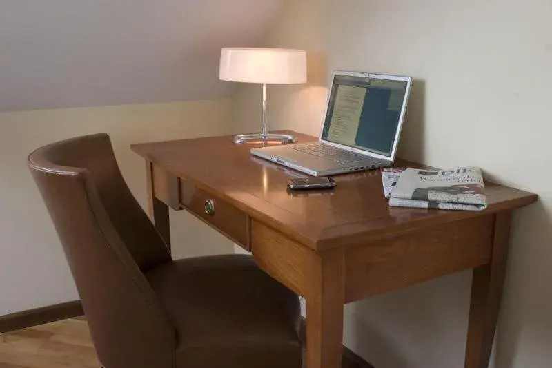 Single Room in Hotel Csejtei Single Room in Hotel Csejtei