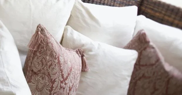 Decorative detail, Bed in Hotel Csejtei