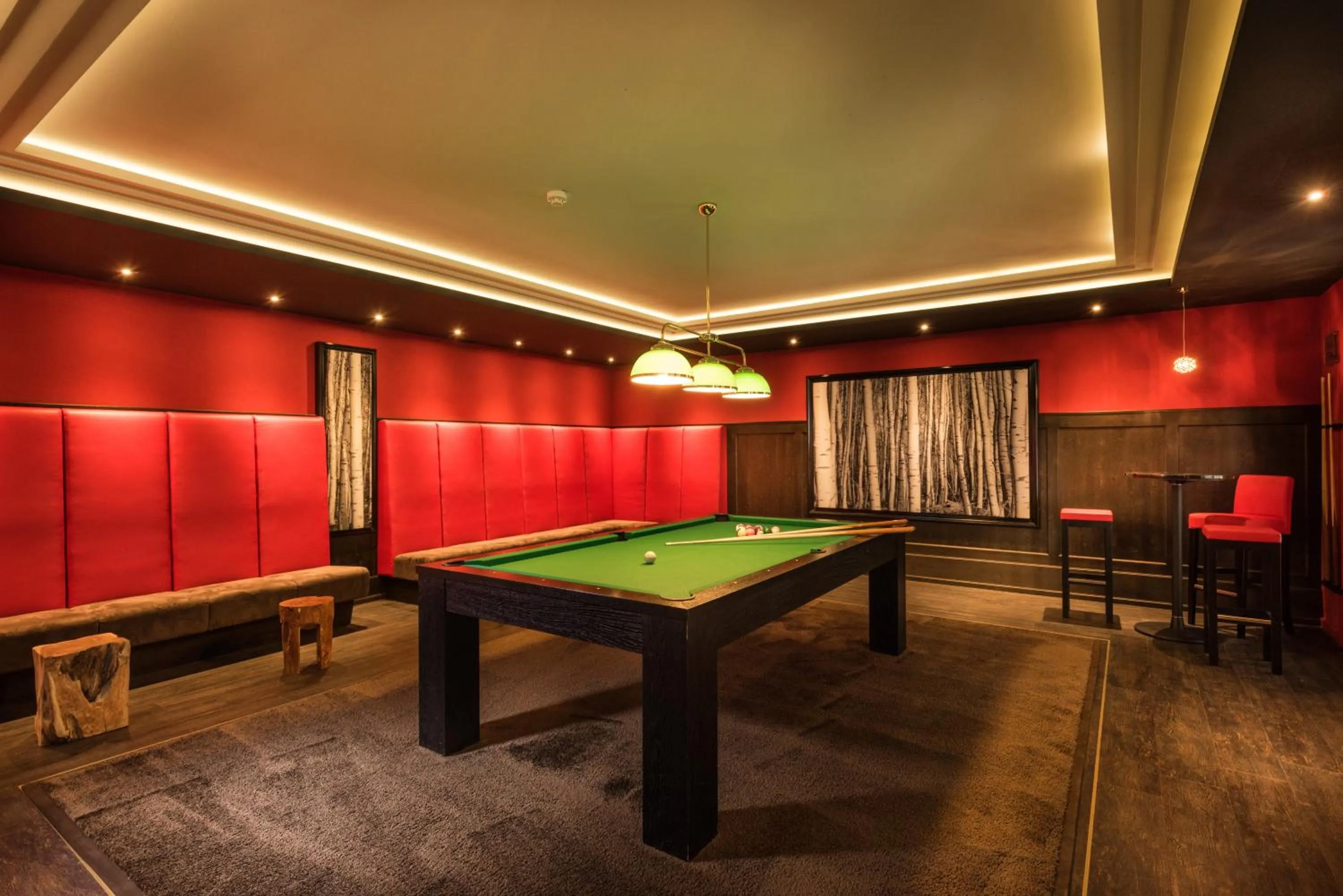 Billiard in MONDI Hotel am Grundlsee