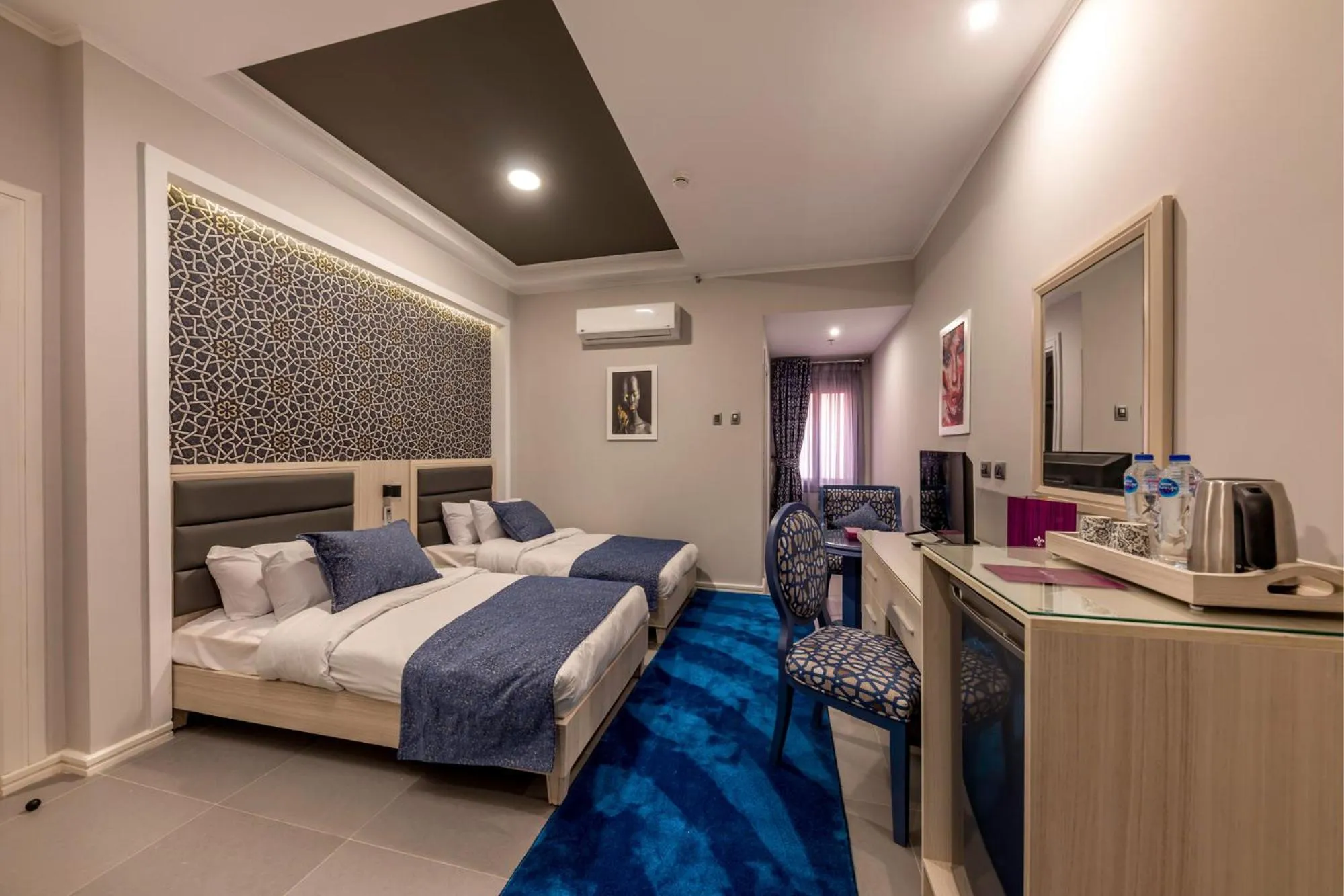 Bed in Royal Day Plaza Hotel