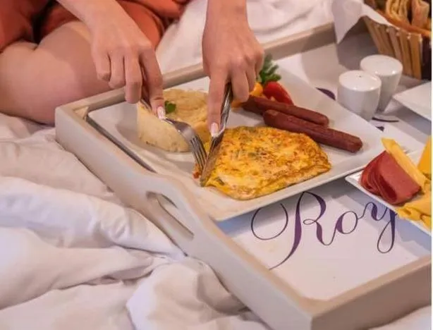 Food and drinks in Royal Day Plaza Hotel