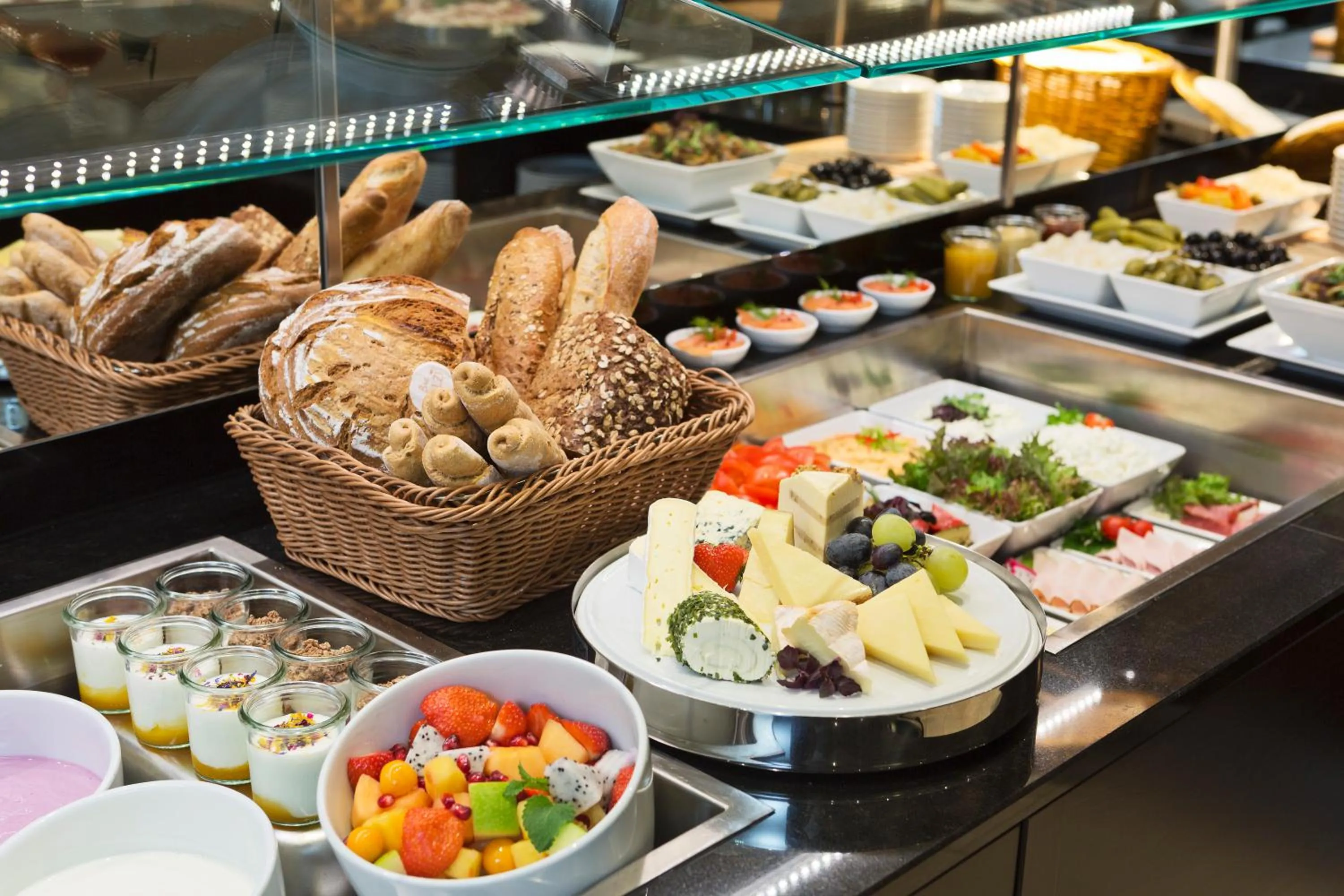 Food and drinks in The Harmonie Vienna, BW Premier Collection