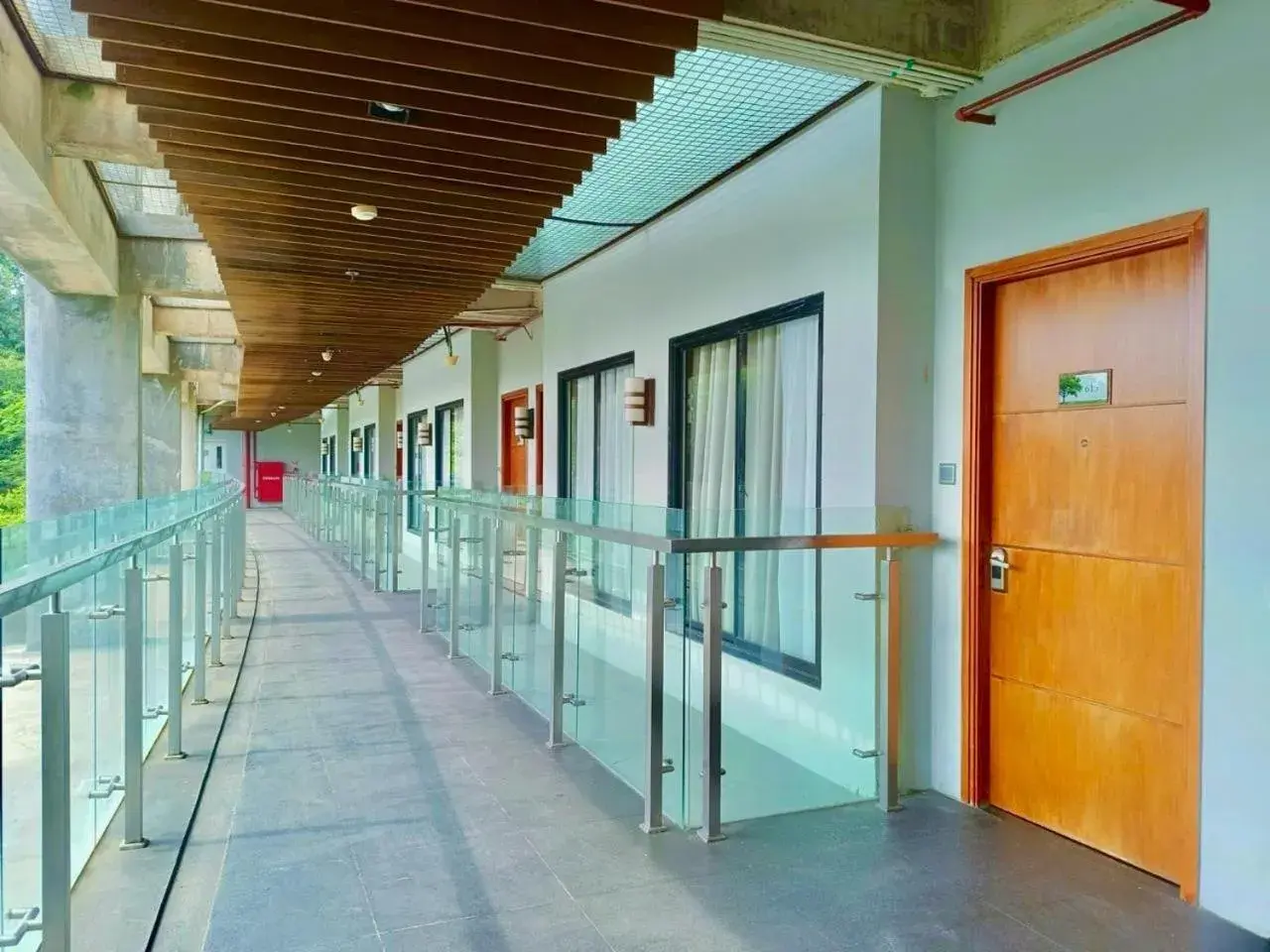 Property building in Oak Tree Emerald Hotel & Coventions Semarang Property building in Oak Tree Emerald Hotel & Coventions Semarang