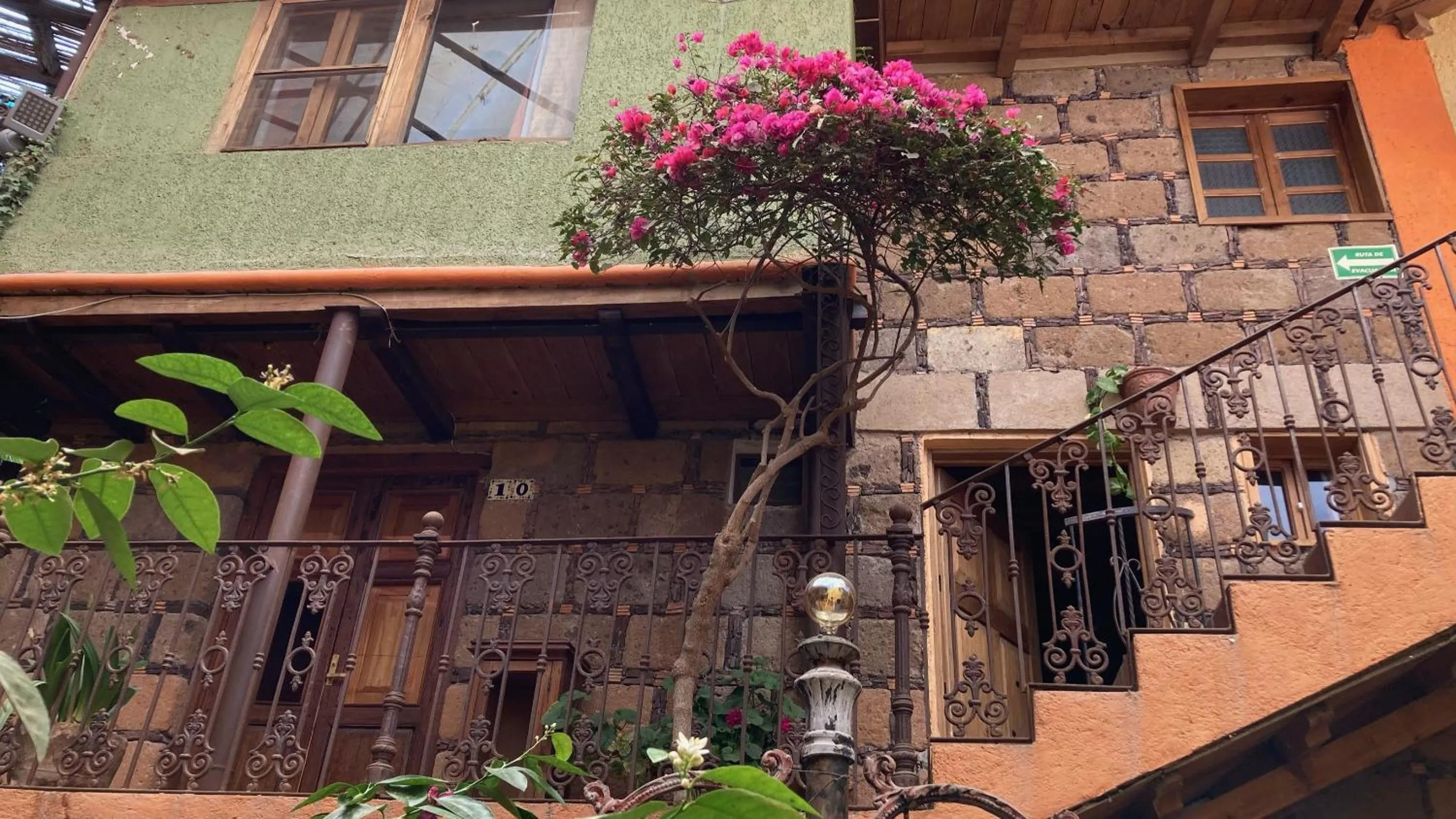 Patio in Hotel CasaMia