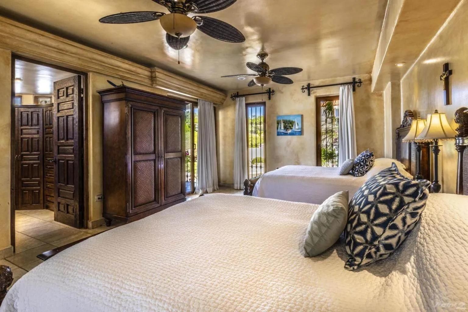 Bed in Villa Lucia Arch and Lands End Views - 4200 sq ft Luxury Villa