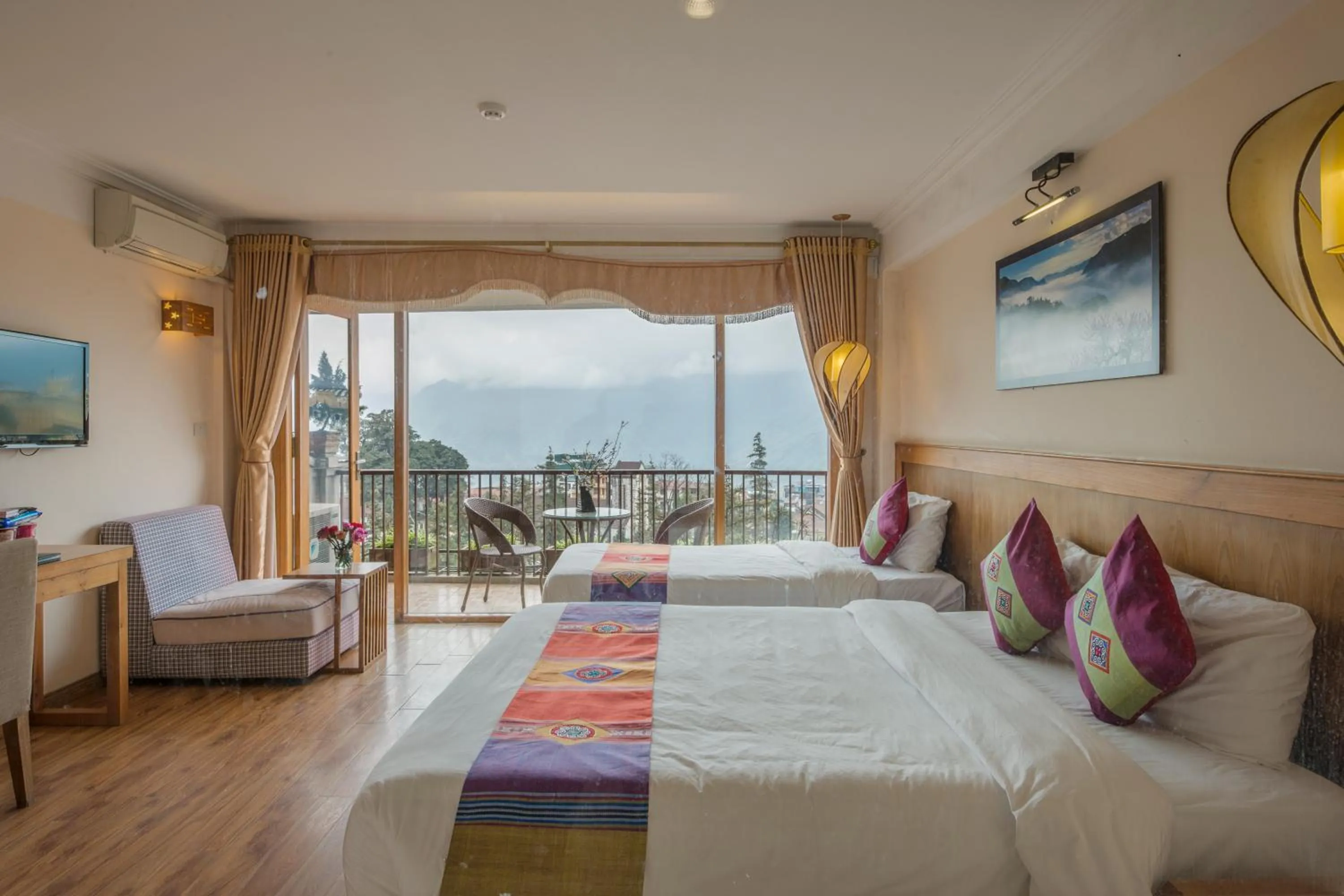 Photo of the whole room, Bed in Sapa Panorama Hotel