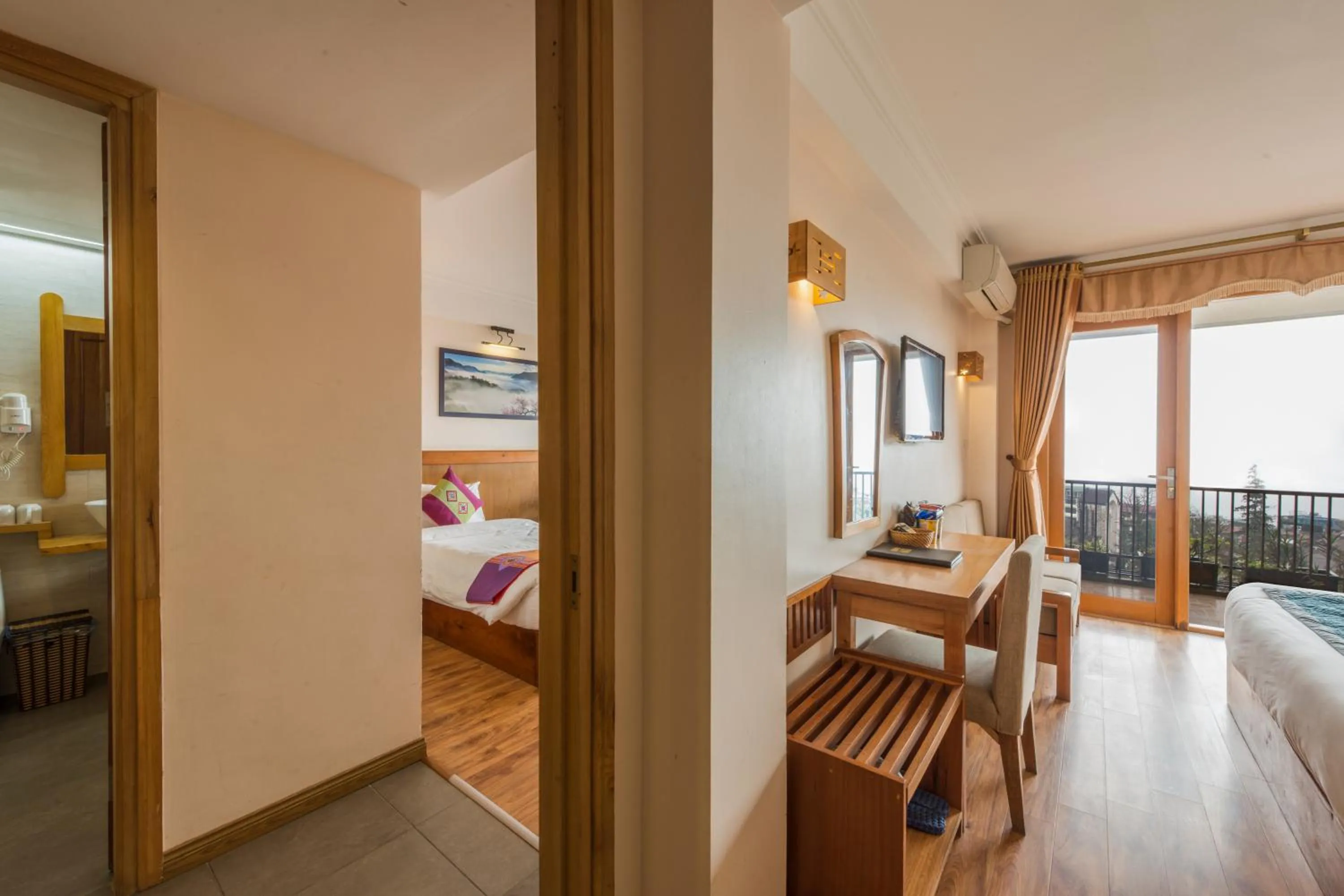 Bathroom, Bed in Sapa Panorama Hotel