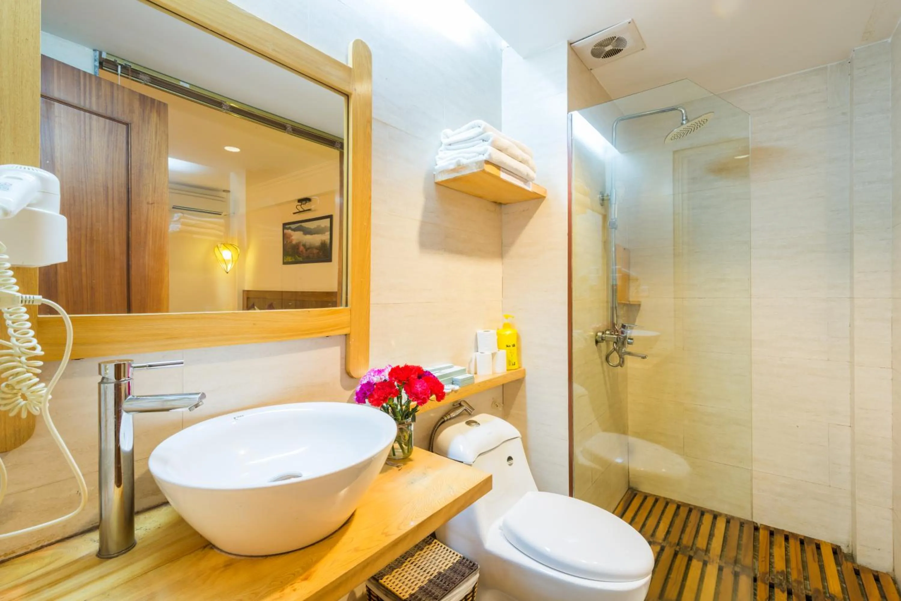 Shower in Sapa Panorama Hotel