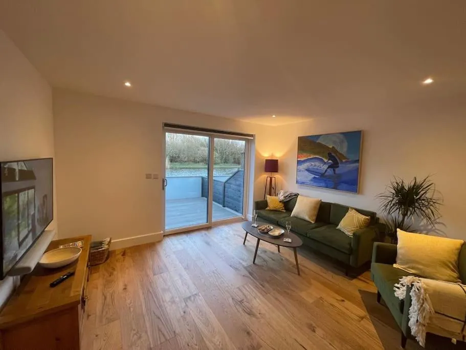 Canalside Bude