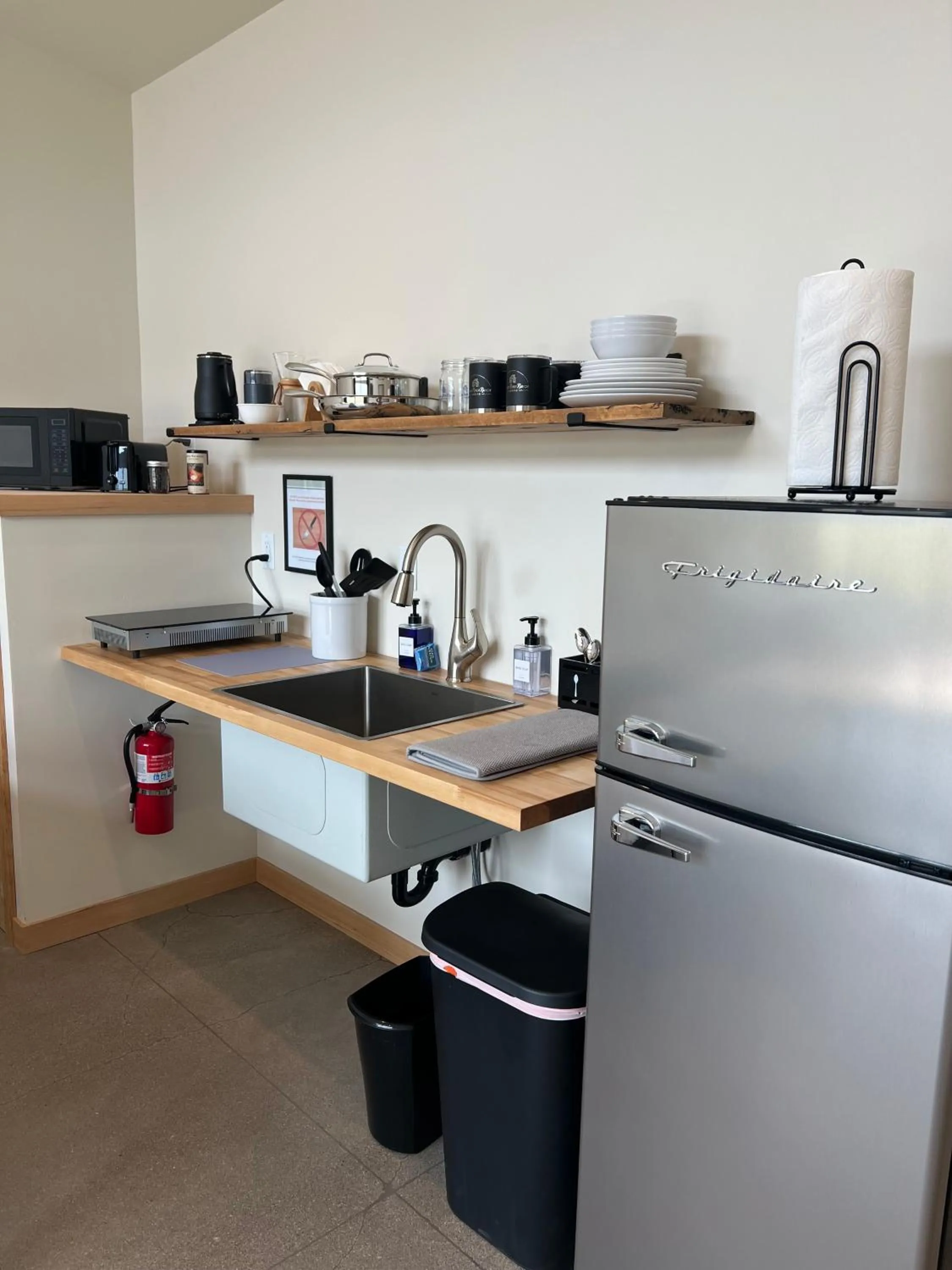 kitchen in Crooked River Ranch Cabins