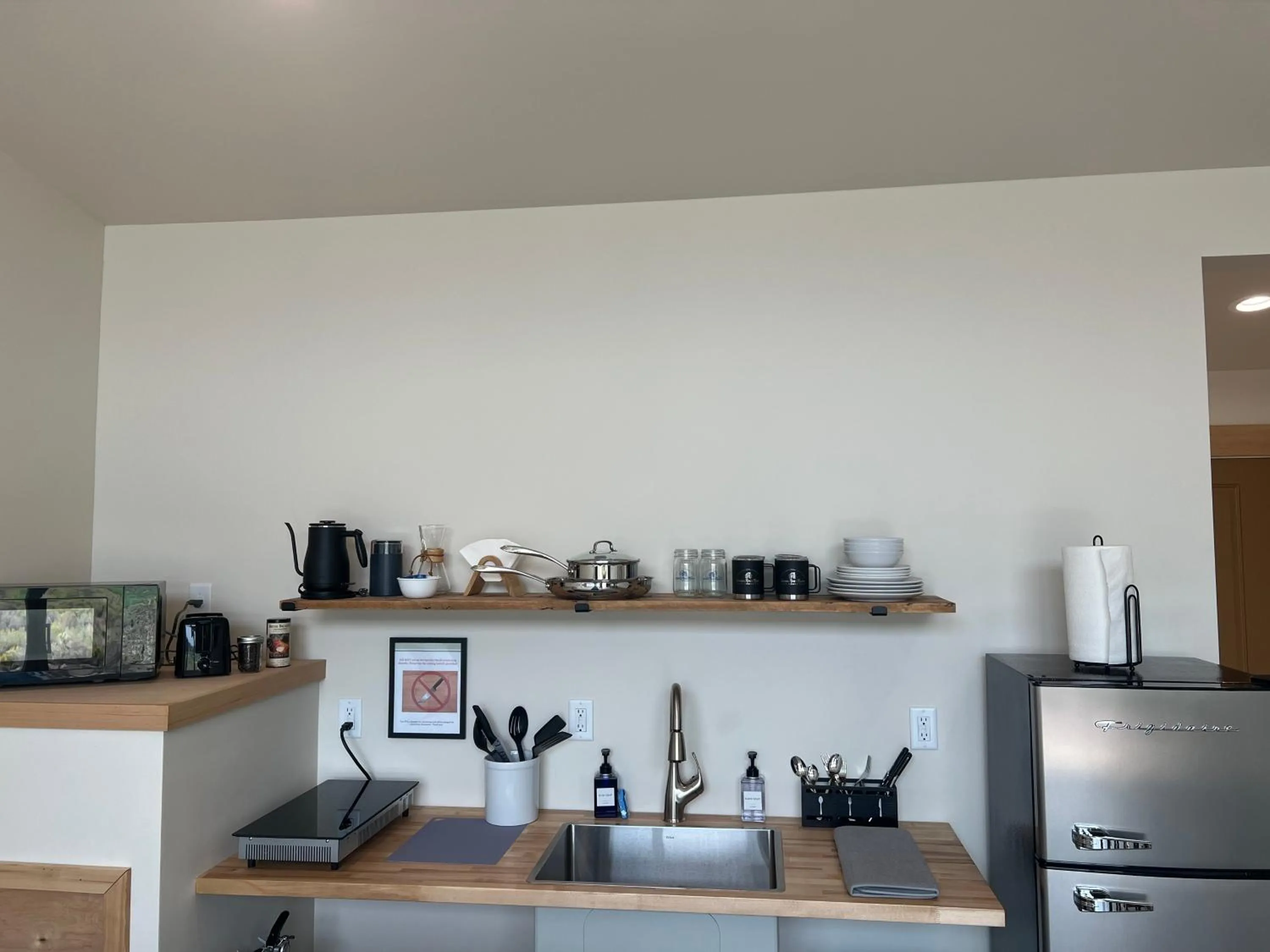 kitchen in Crooked River Ranch Cabins