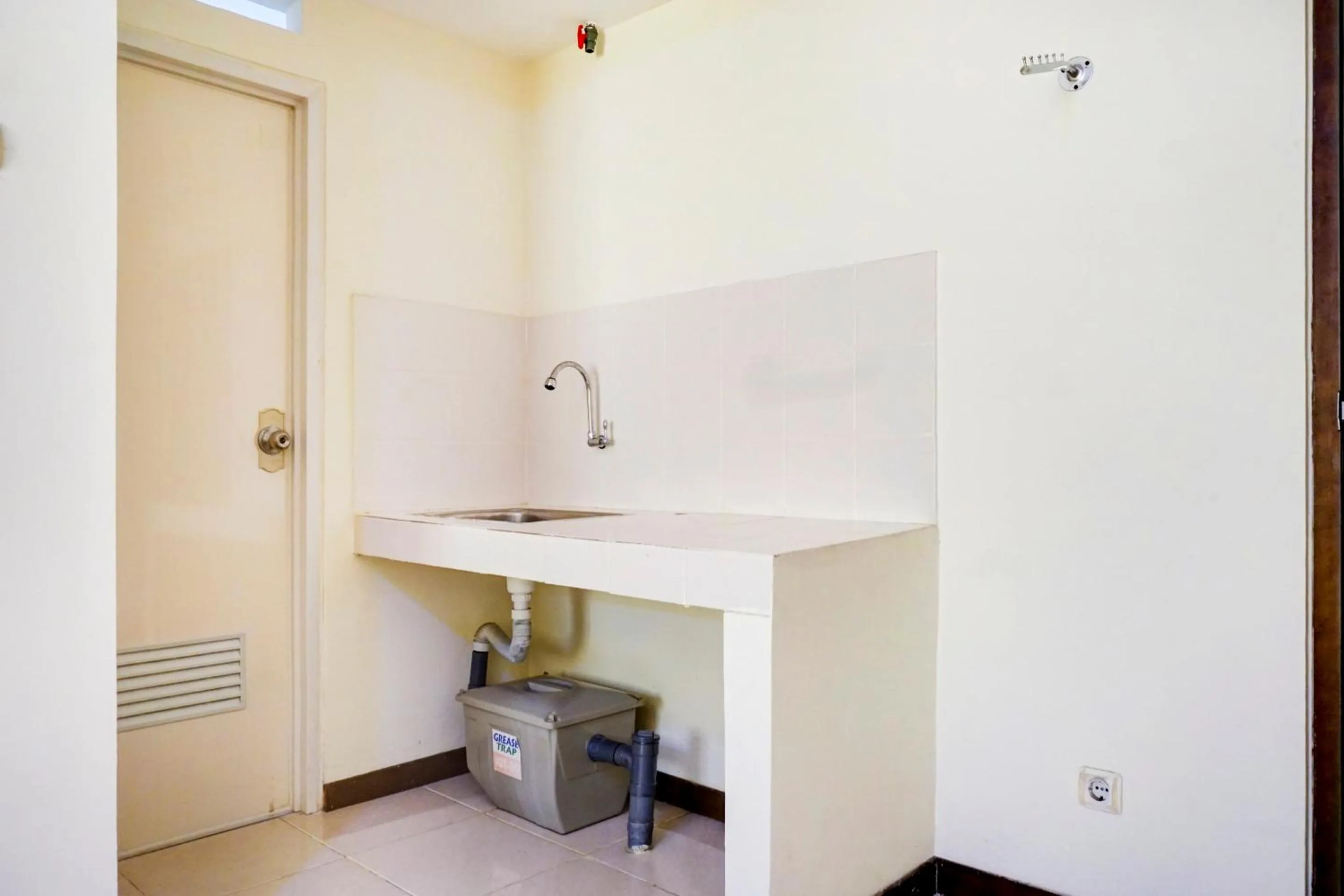 Area and facilities in OYO 90230 Skyland Bogor Valley