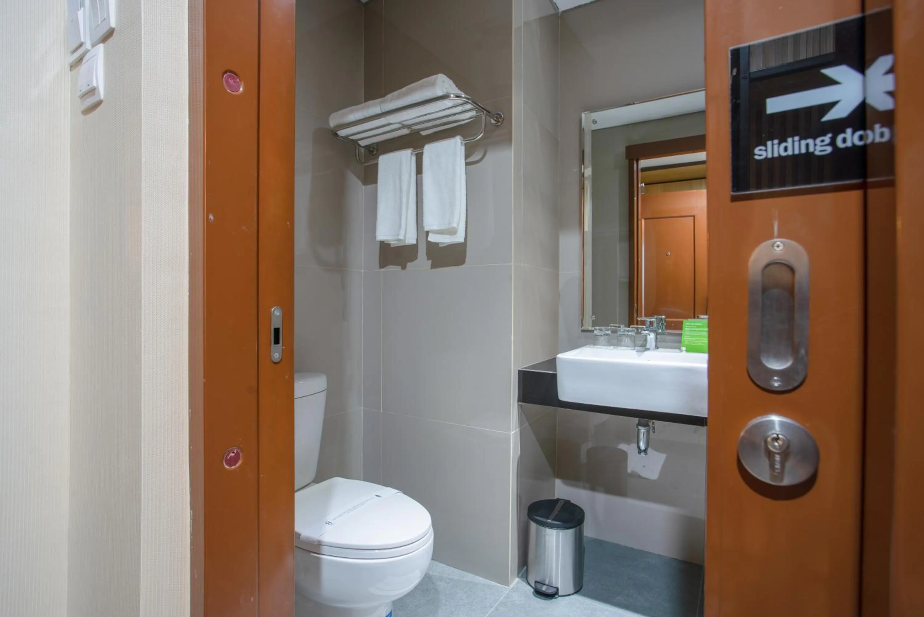 Bathroom in Braling Grand Hotel Purbalingga, Azana Hotels Collection