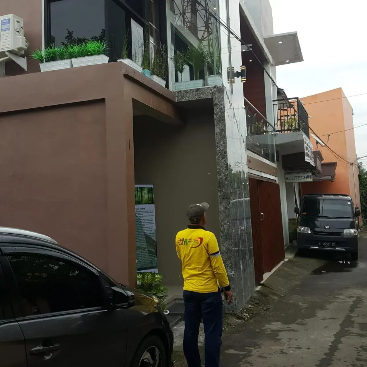 Facade/entrance in EDUTAMA Homestay Syariah Facade/entrance in EDUTAMA Homestay Syariah