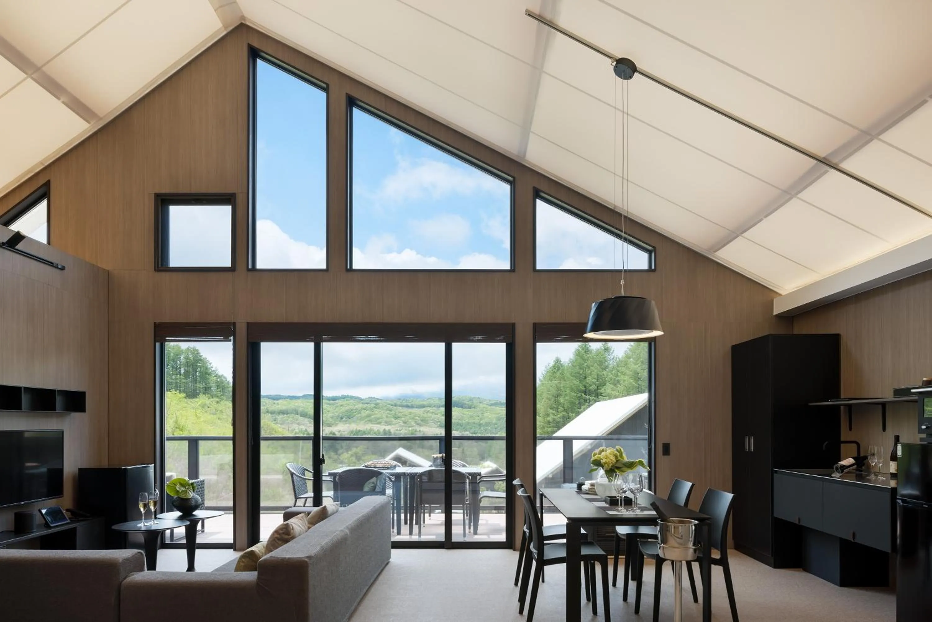 Living room in Asama Kuzanbo