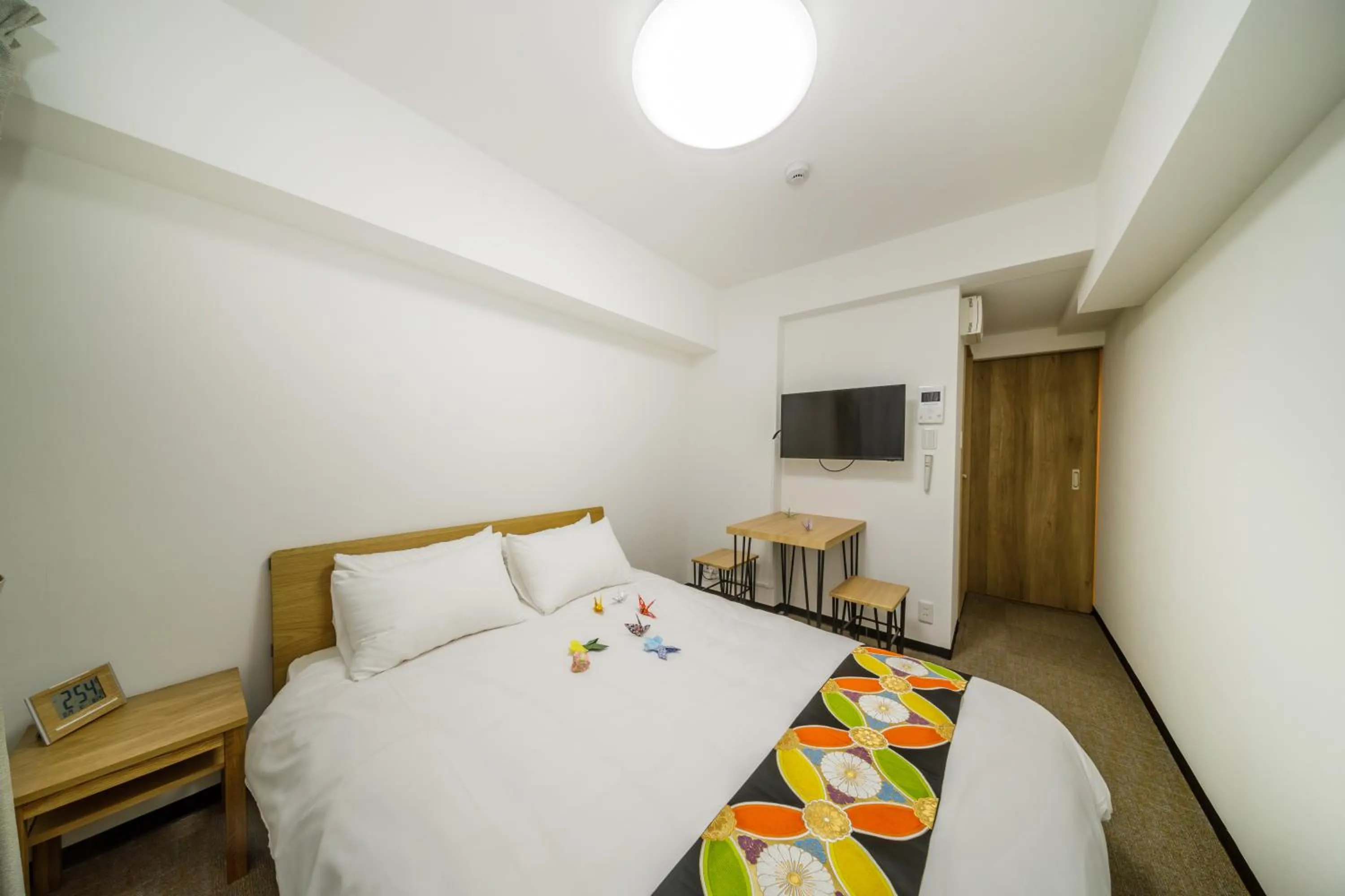 Photo of the whole room in HOPETREE Kyoto