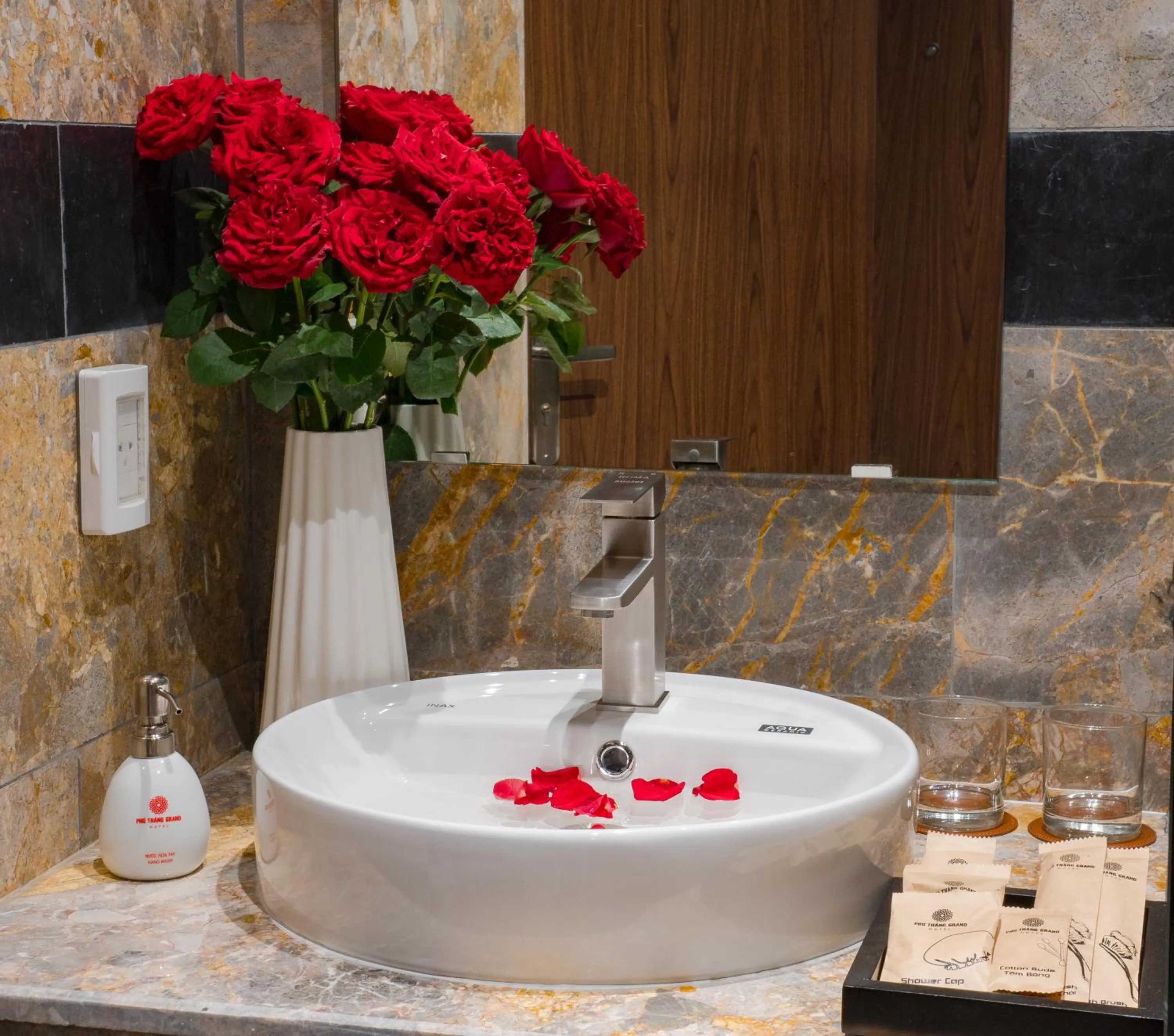 Bathroom in PHU THANG GRAND HOTEL