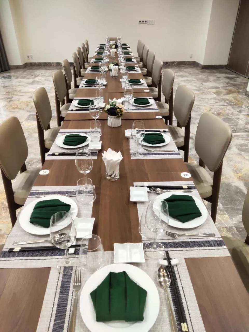 Restaurant/places to eat in PHU THANG GRAND HOTEL