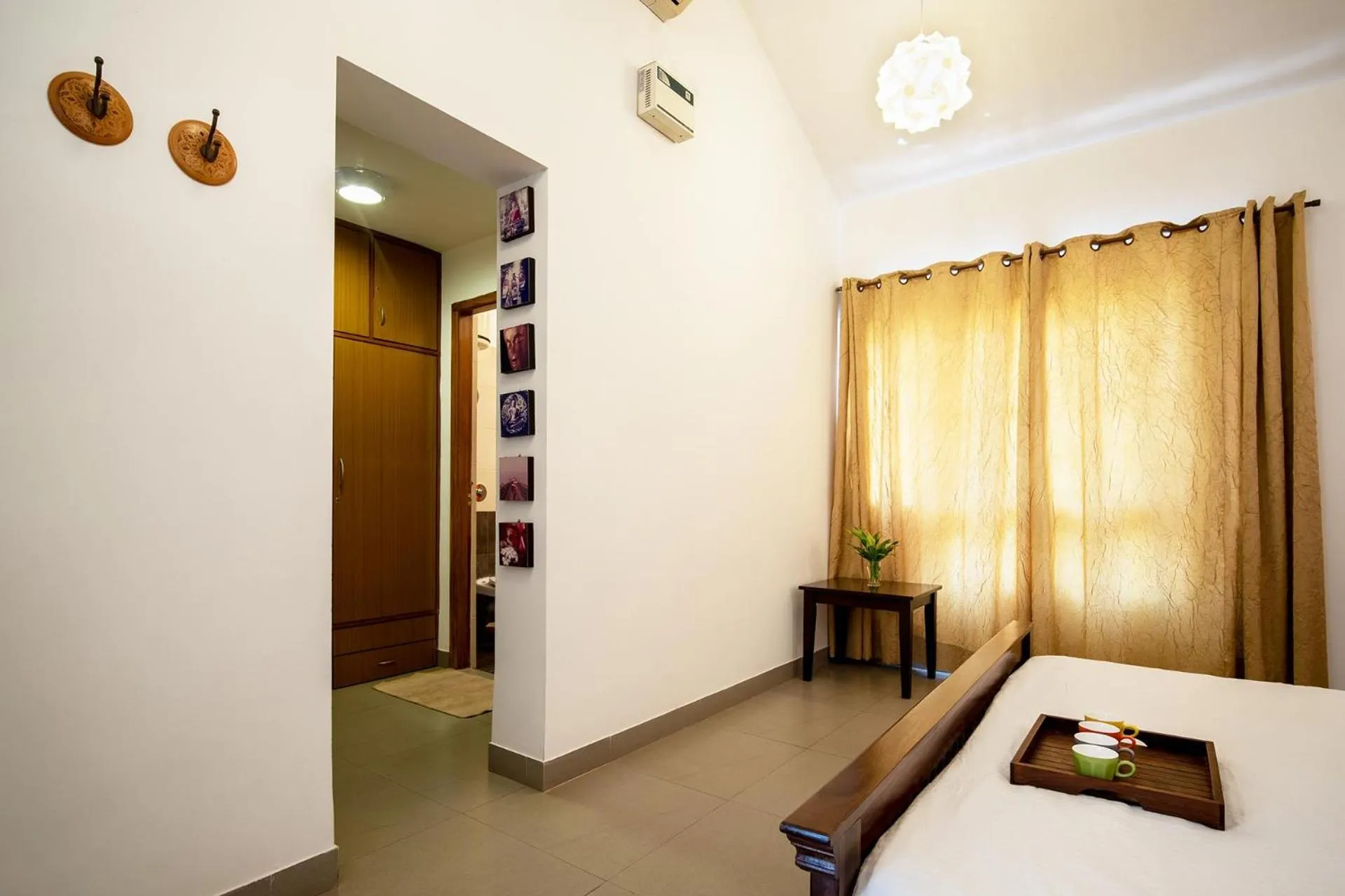 Bedroom, Bed in StayVista at Saanu Ki Villa with free Breakfast