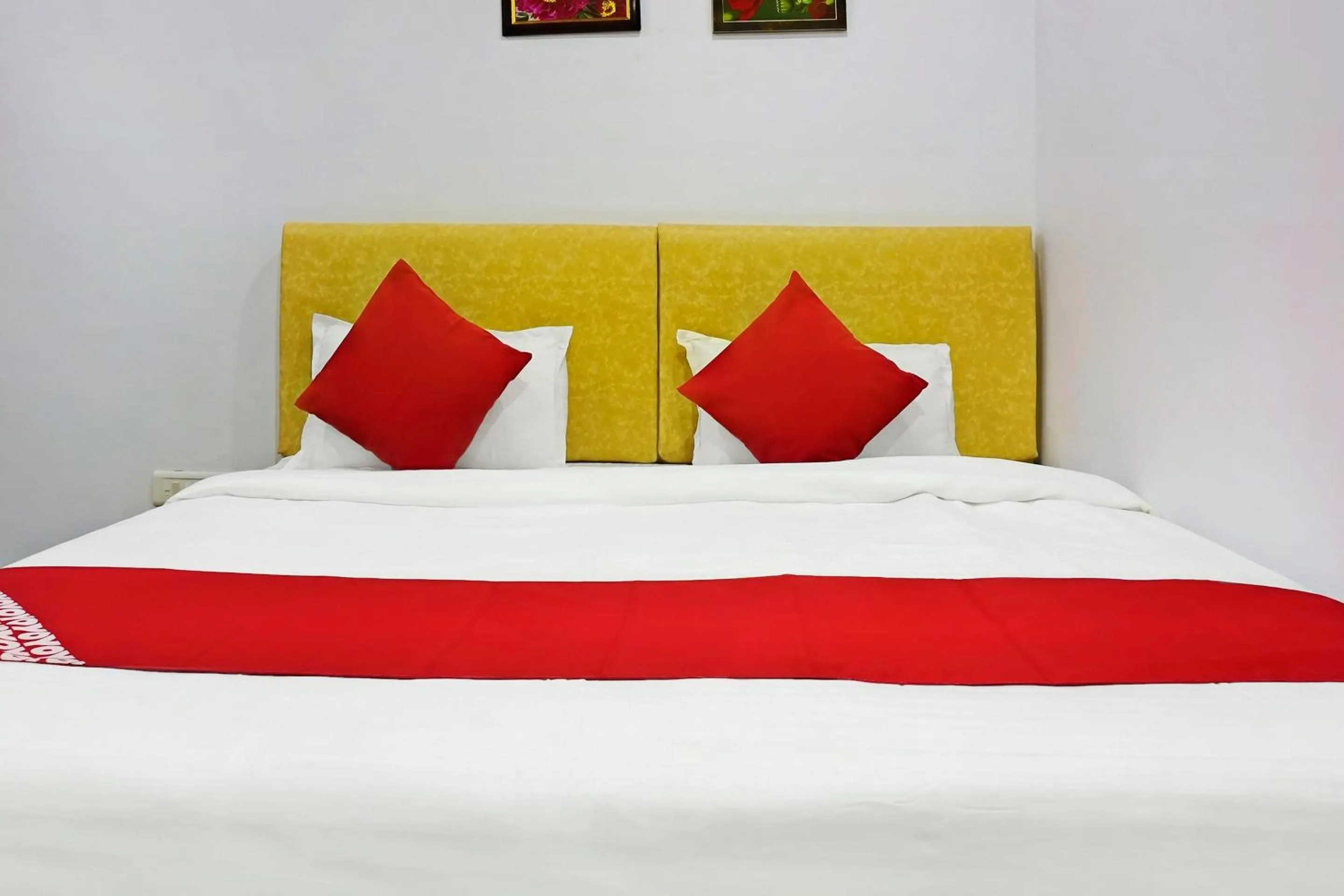 Bedroom, Bed in Collection O Gauri Shree Hotel