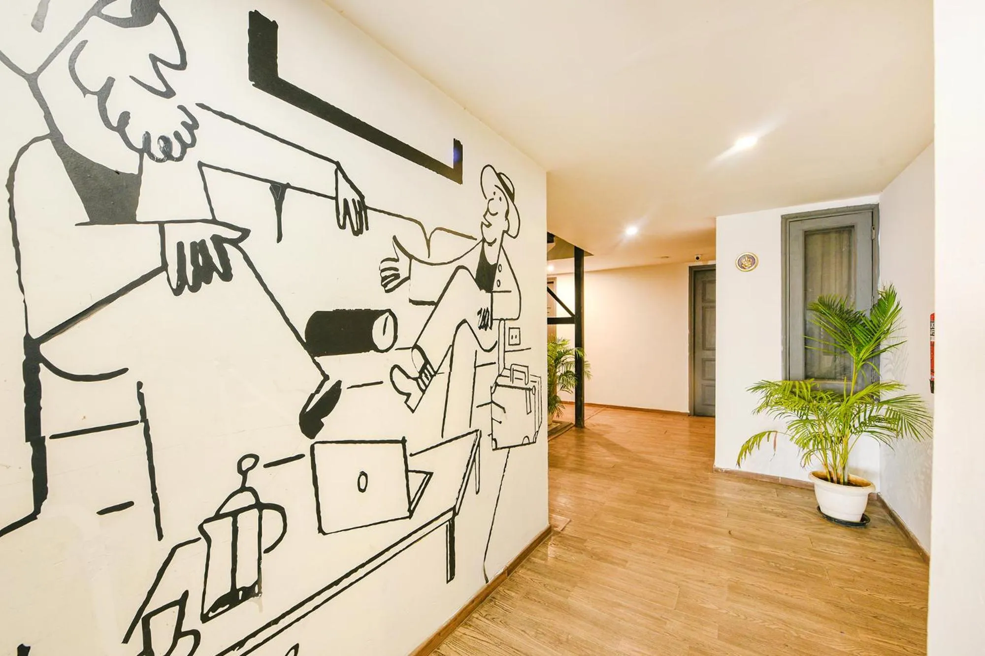 Lobby or reception in FabHotel Comfort Residency I - Nr Artemis Hospital Gurgaon'