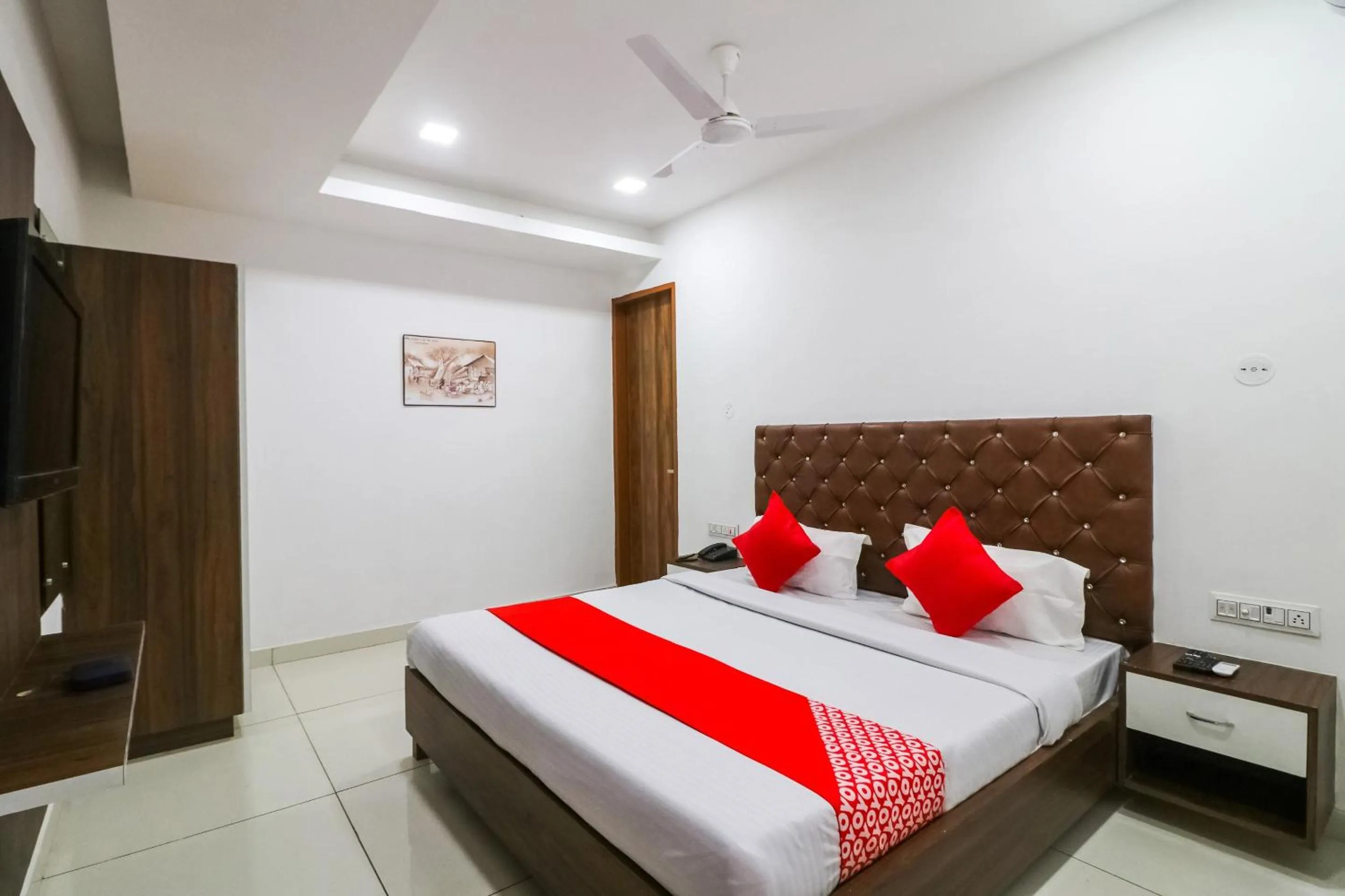 Bedroom, Bed in Hotel O SkyCity