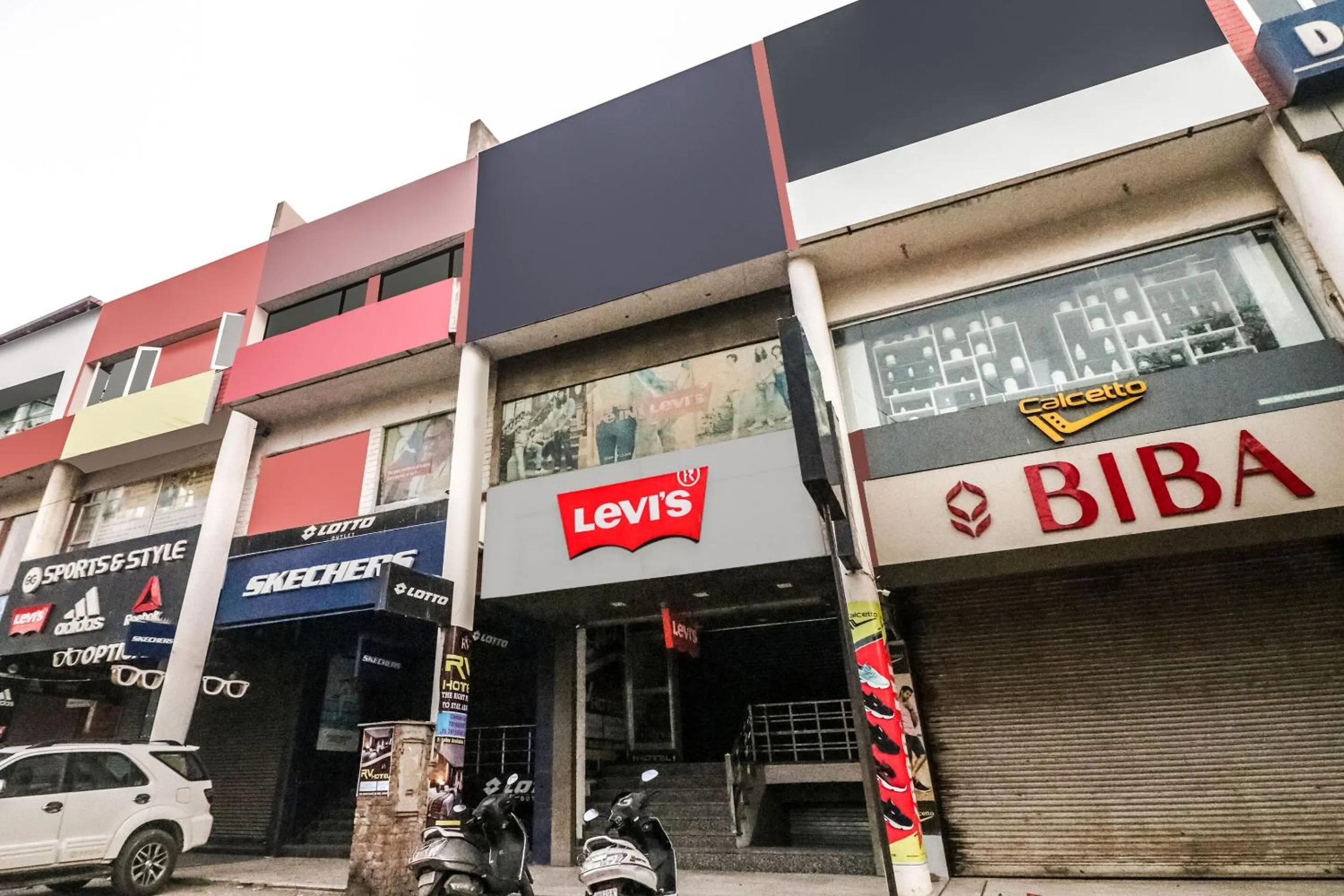Facade/entrance in Hotel O SkyCity