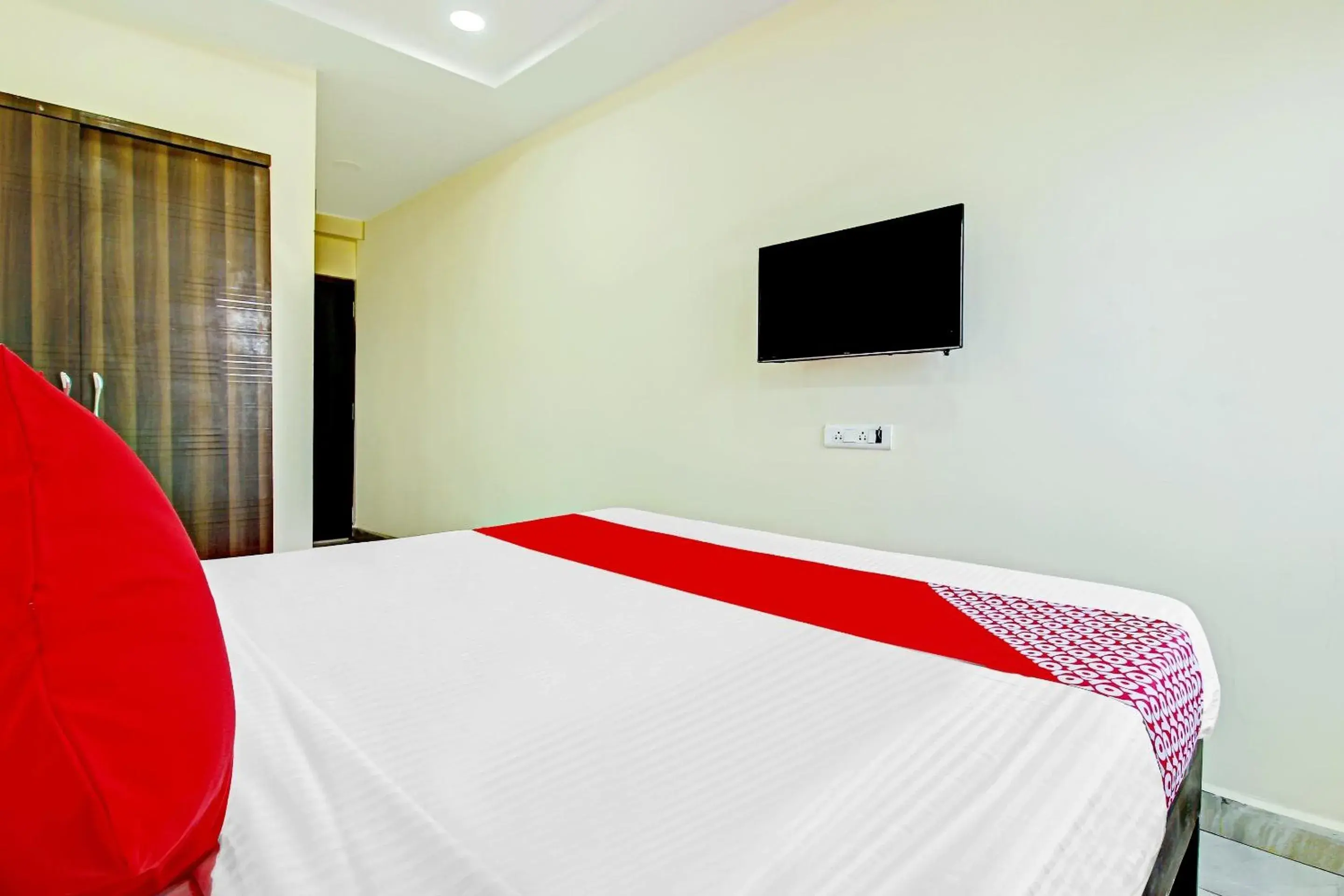 Hotel O Adhin Residency Hotel O Adhin Residency