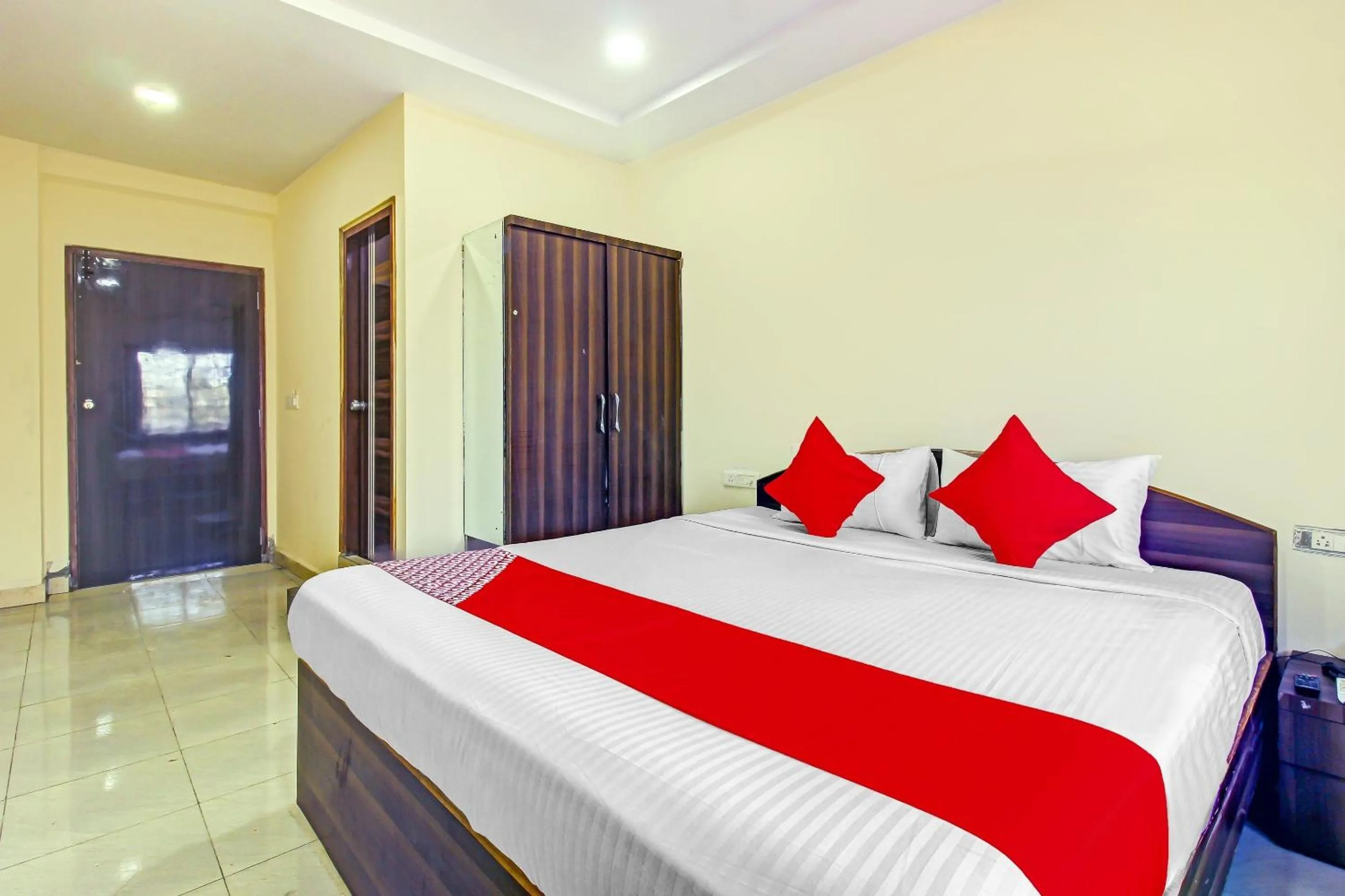 Bedroom, Bed in Hotel O Adhin Residency
