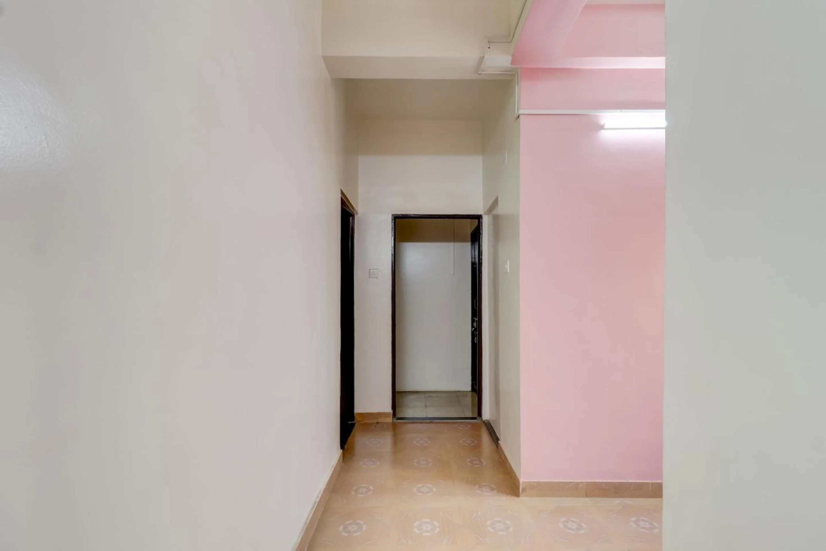 Lobby or reception in Hotel O Royal Rest Rooms