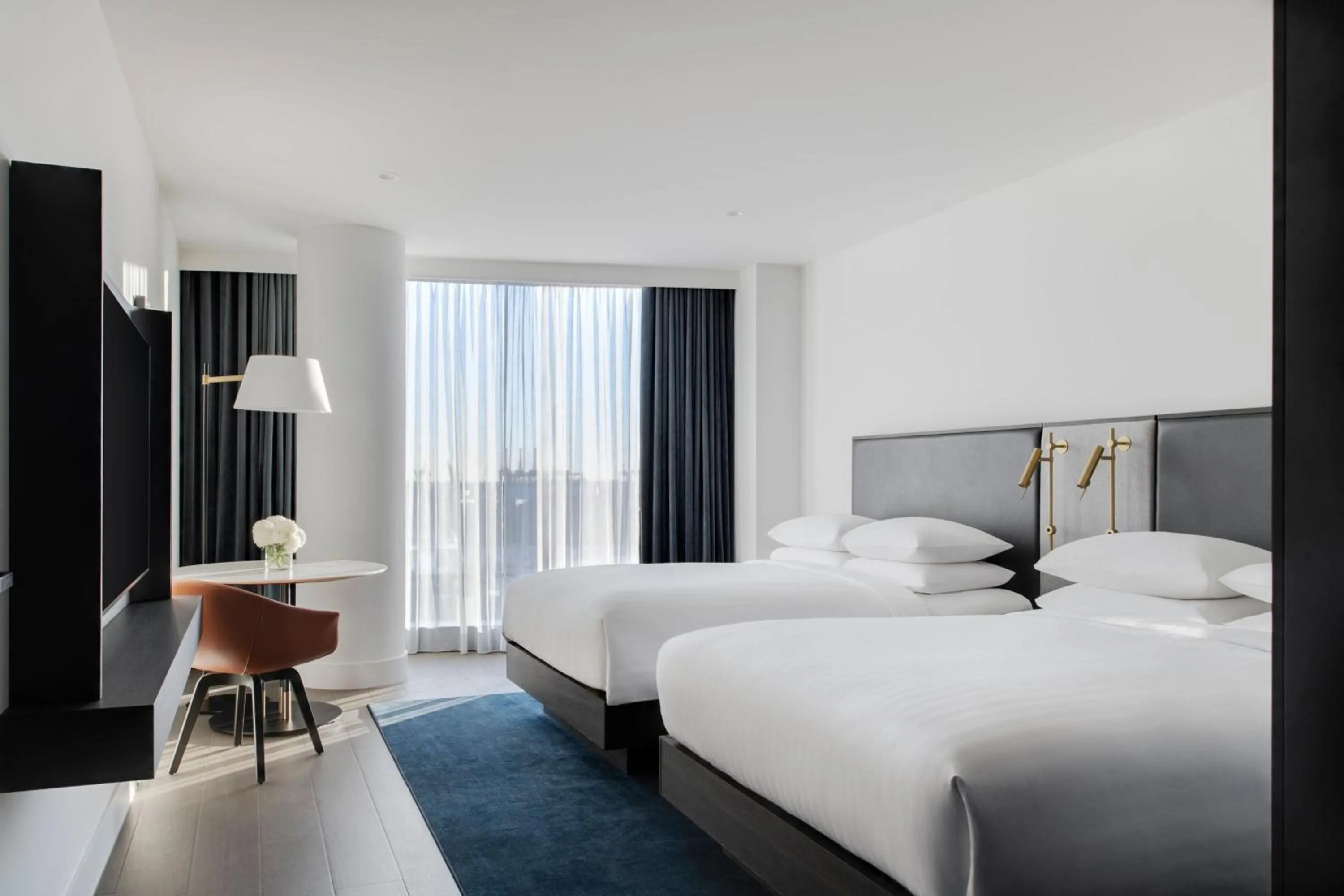 Lounge or bar, Bed in Melbourne Marriott Hotel Docklands