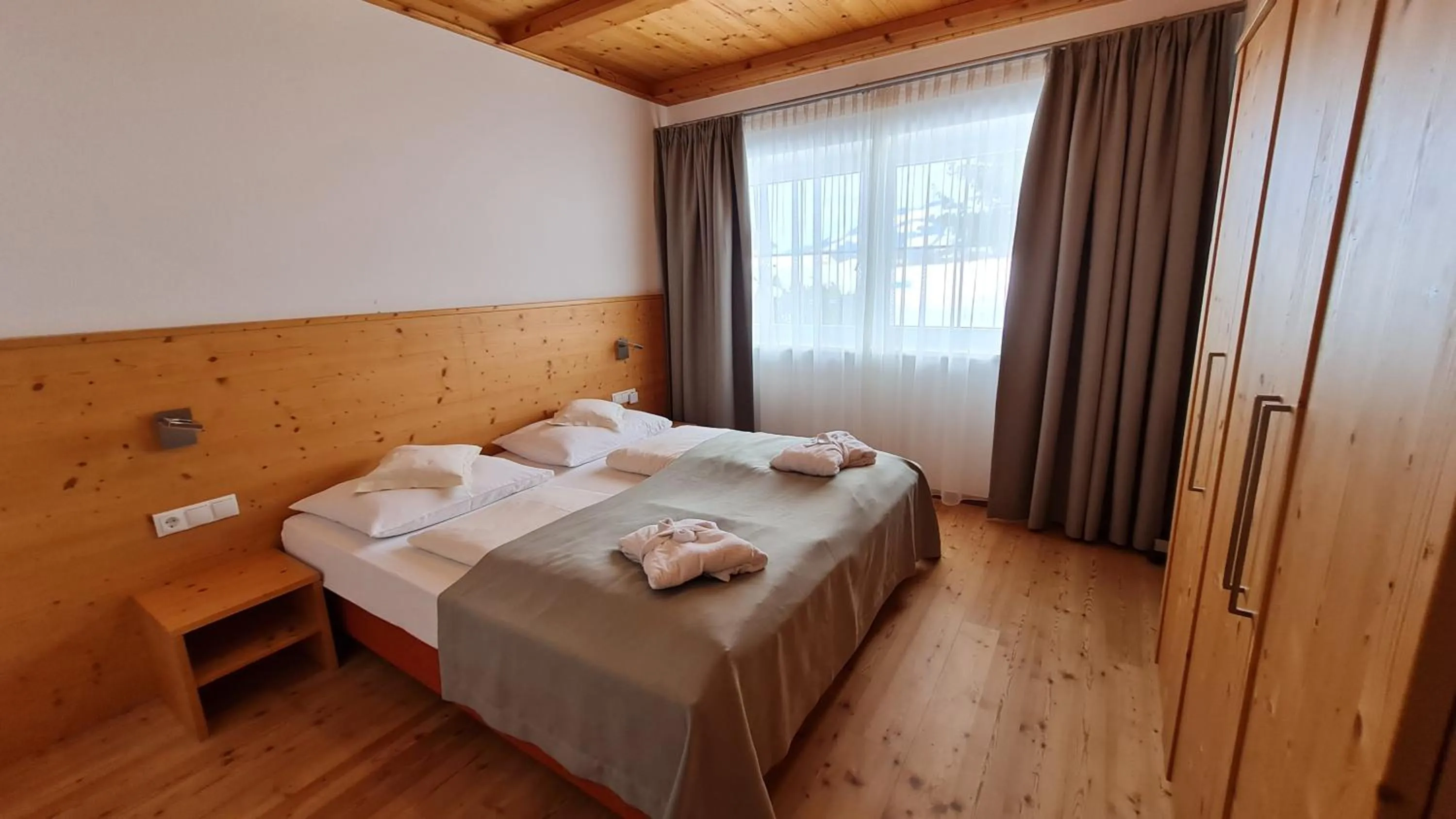 Bedroom, Bed in Sport und Familienhotel Klausen