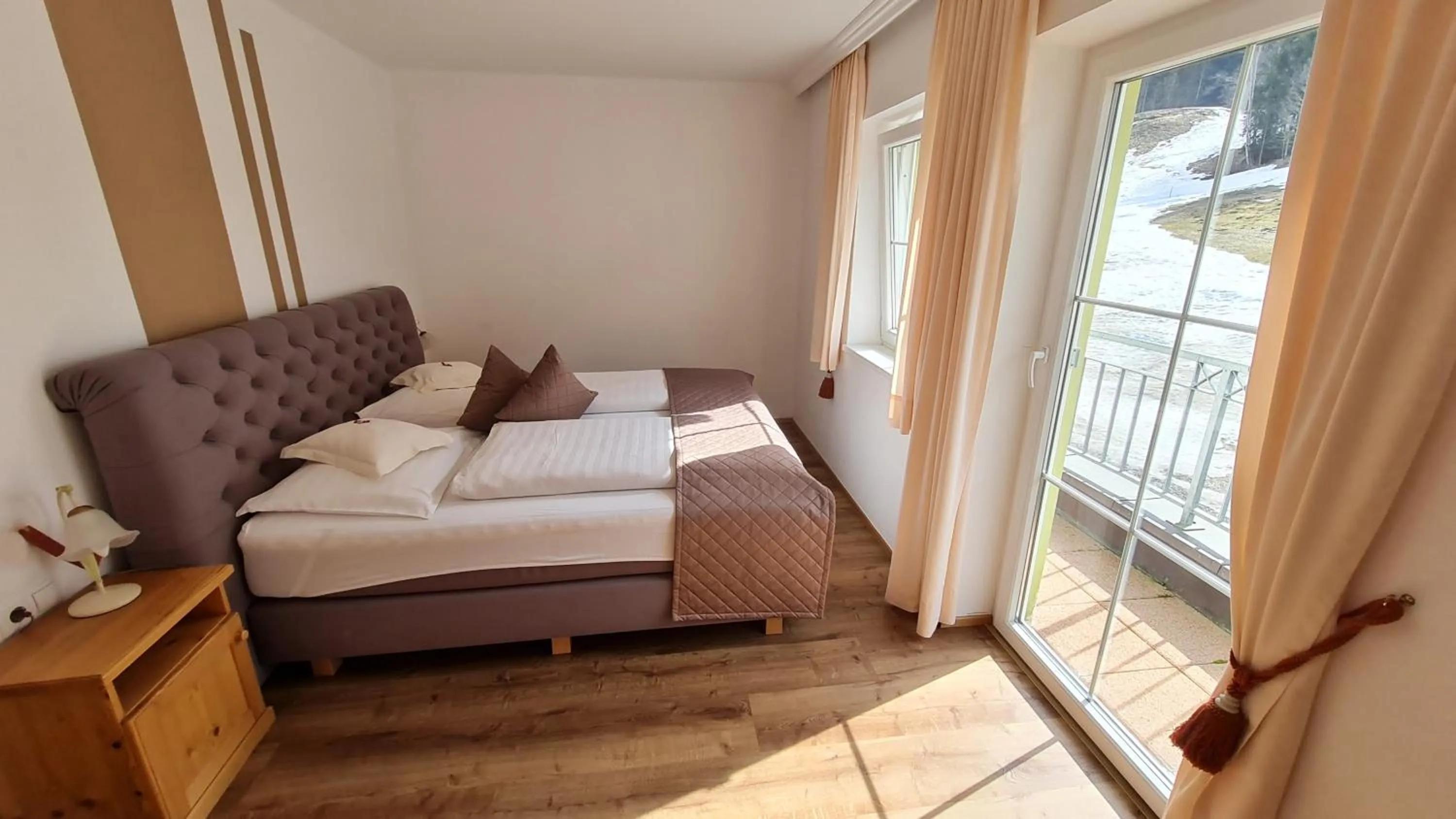 Bedroom, Bed in Sport und Familienhotel Klausen