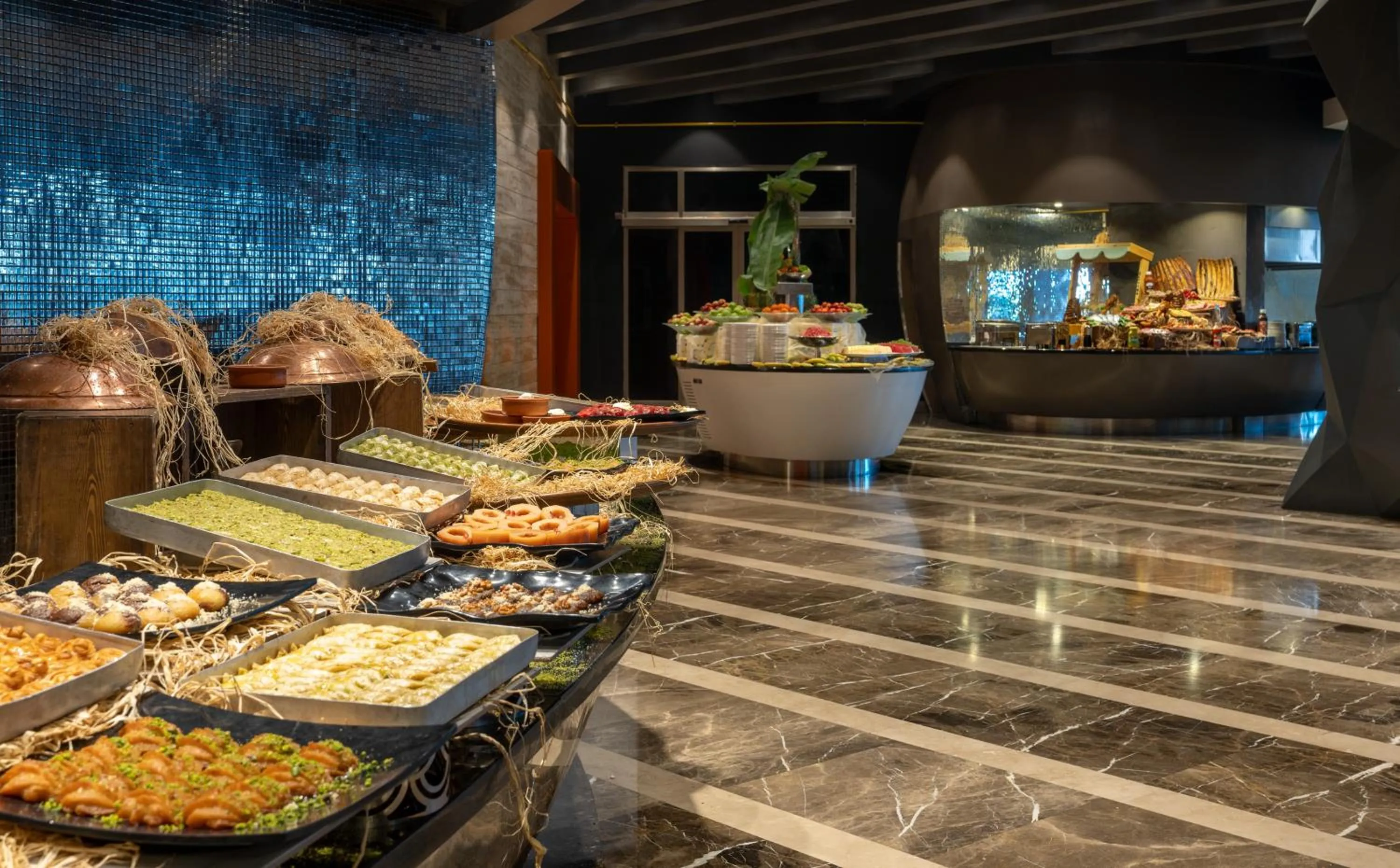 Restaurant/places to eat in Elexus Hotel Resort & Spa & Casino