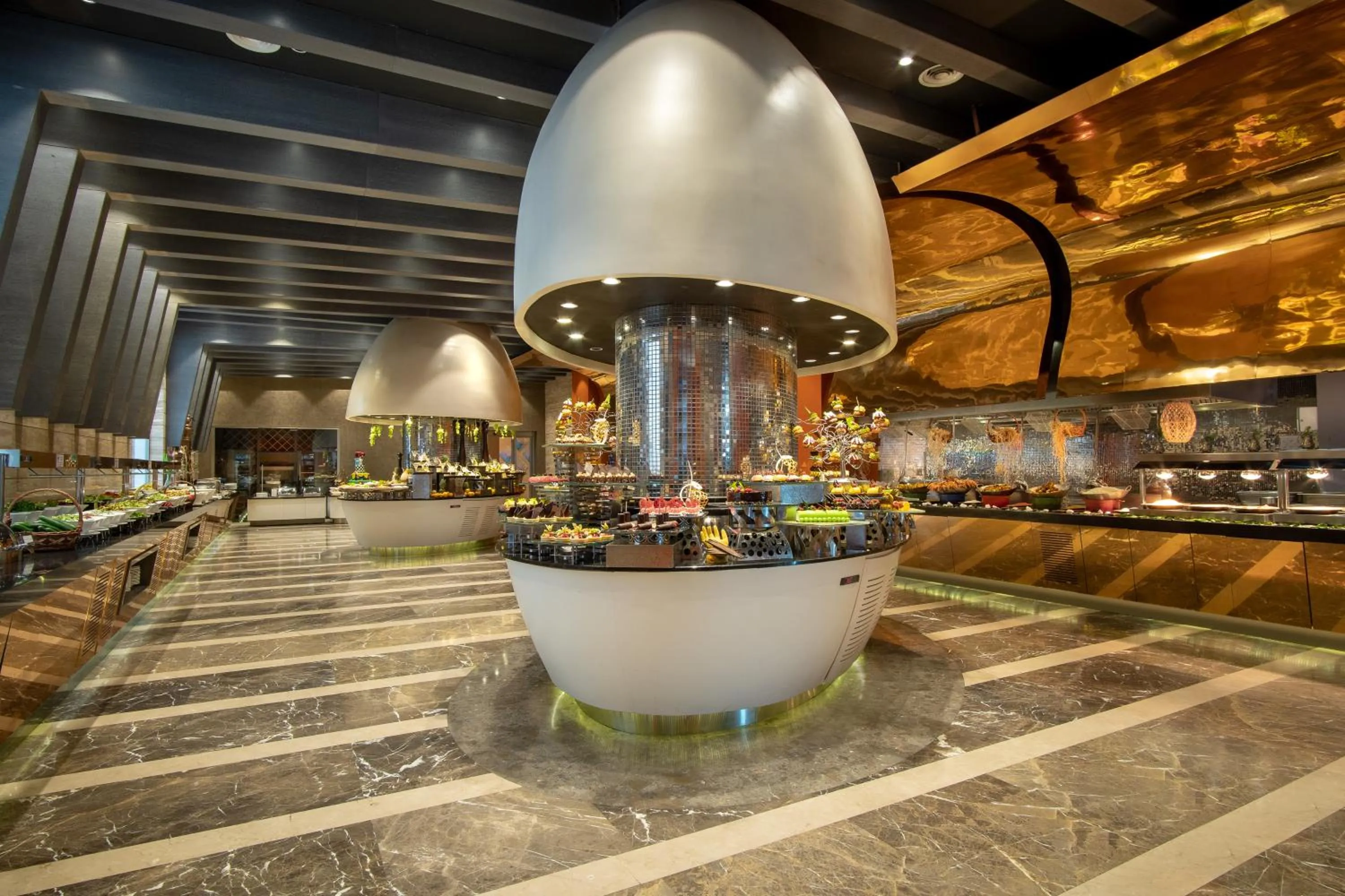 Restaurant/places to eat in Elexus Hotel Resort & Spa & Casino