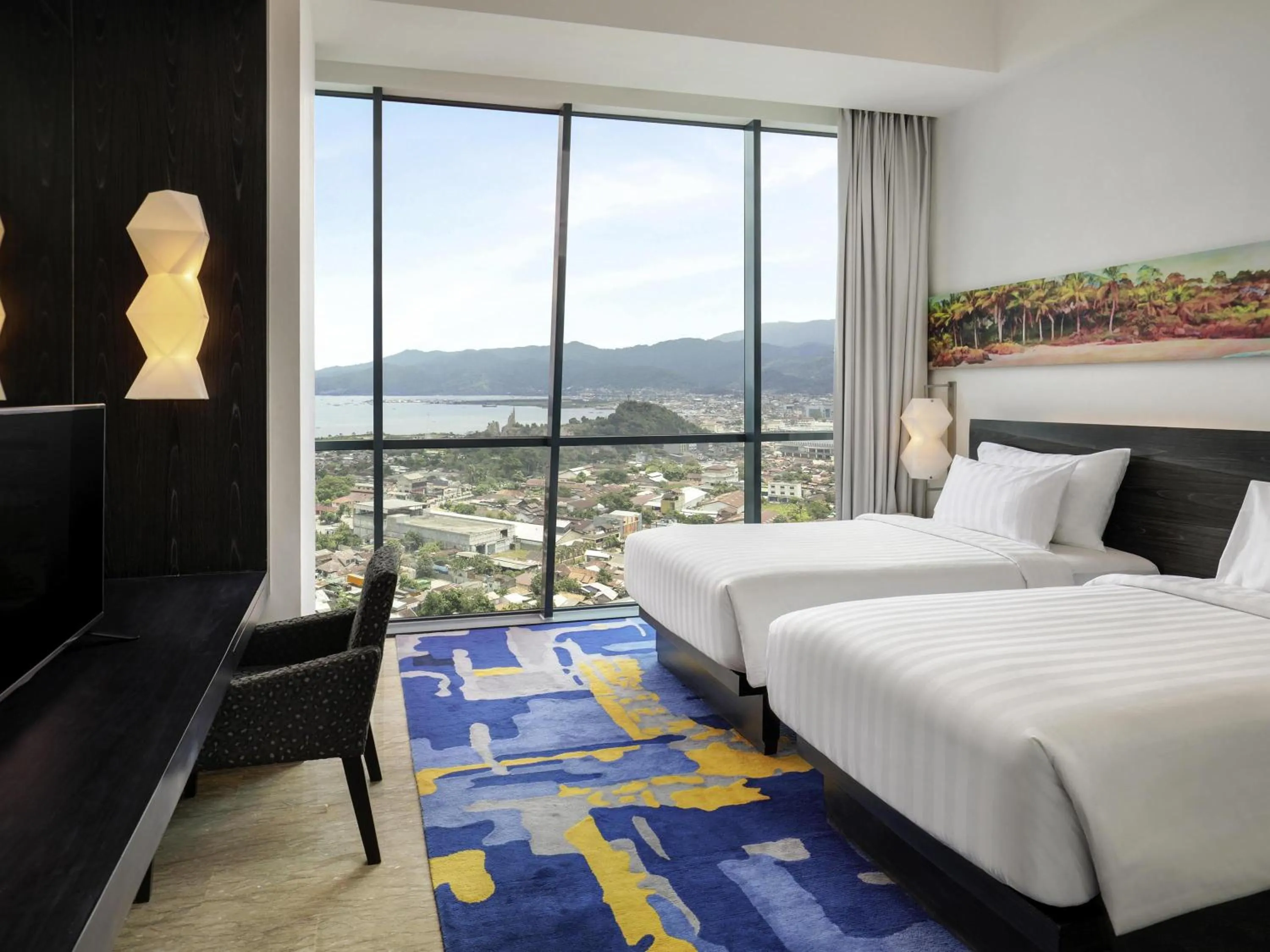 Bedroom, Bed in Novotel Lampung