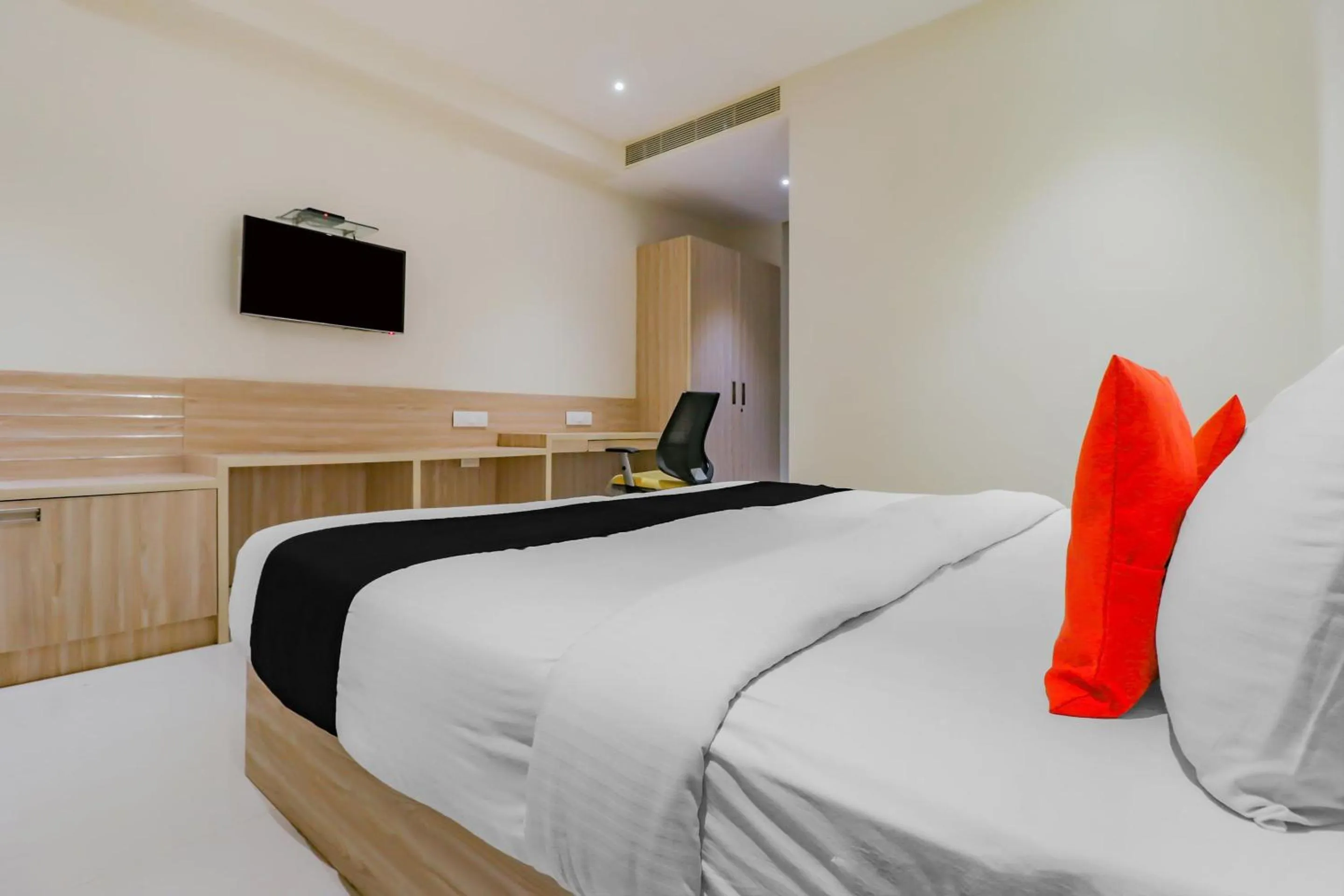 Bedroom, Bed in Capital O Royal Keys Near Brookfield Mall, AECS Layout