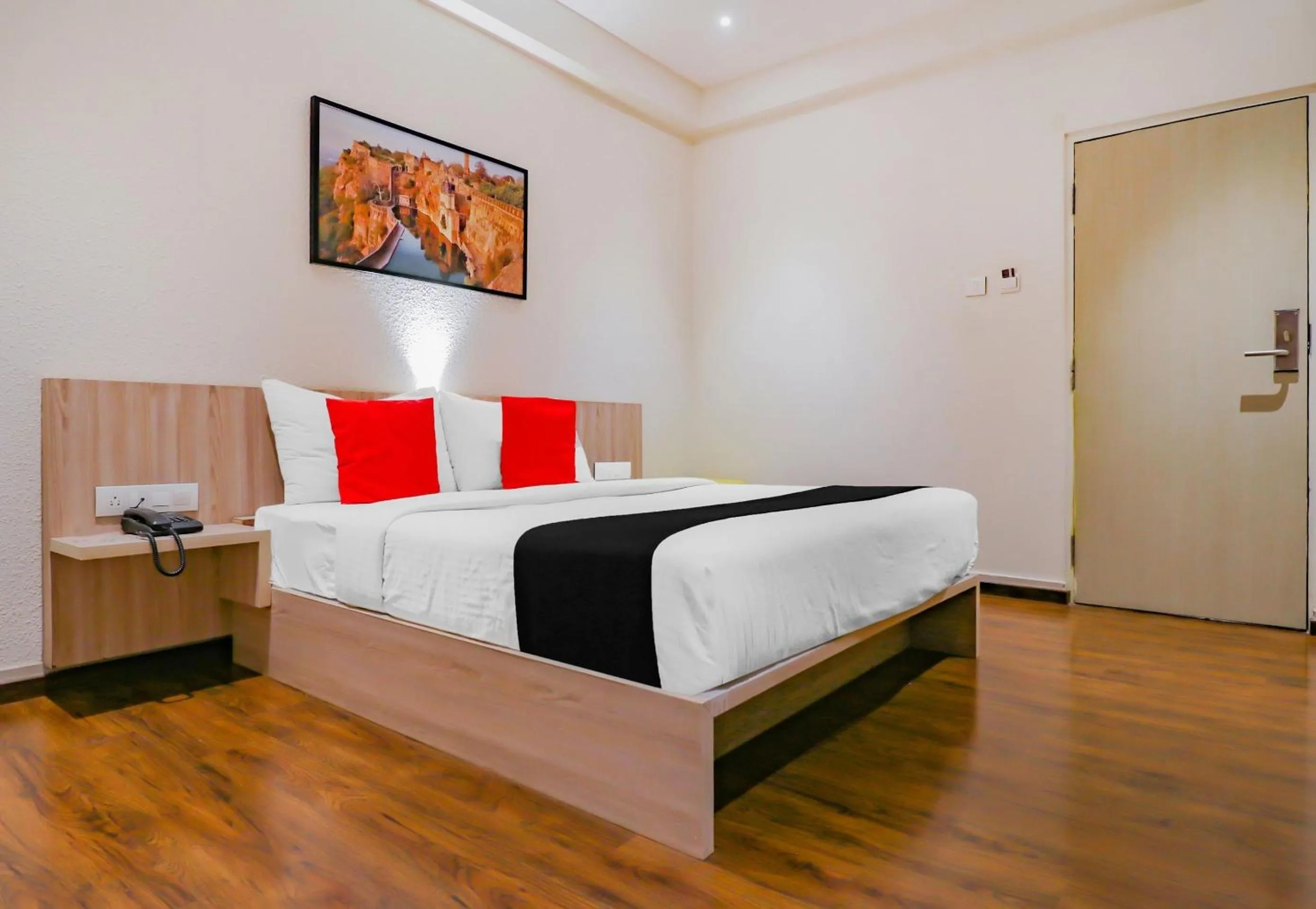 Bedroom, Bed in Capital O Royal Keys Near Brookfield Mall, AECS Layout