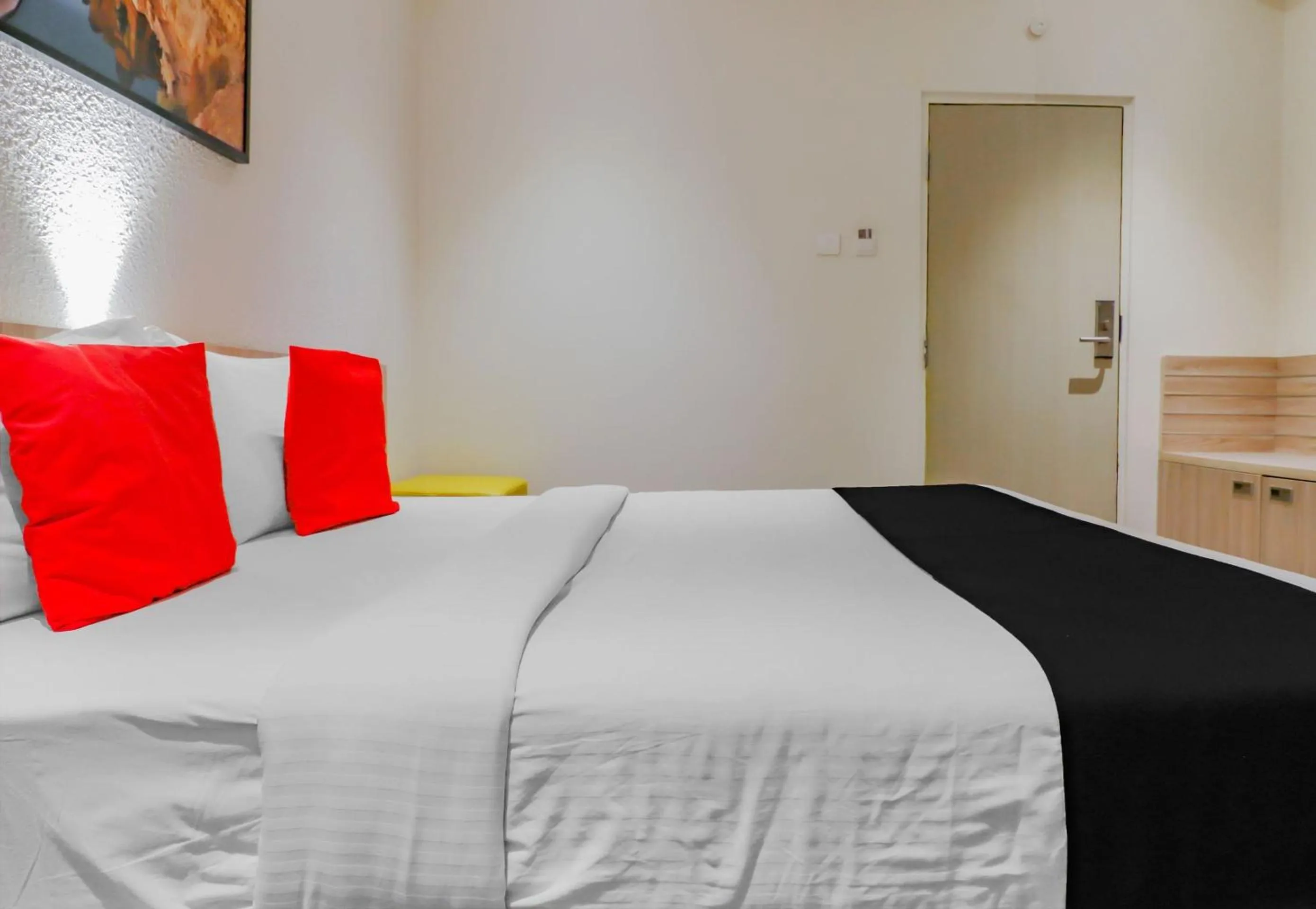 Bedroom, Bed in Capital O Royal Keys Near Brookfield Mall, AECS Layout