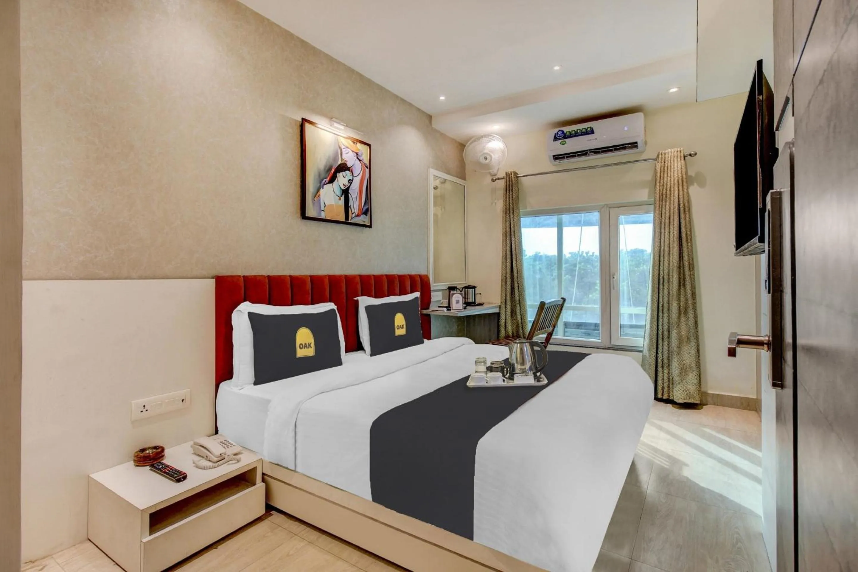 Bedroom, Bed in Super Townhouse Geetraj Near Shalimar Gateway lucknow