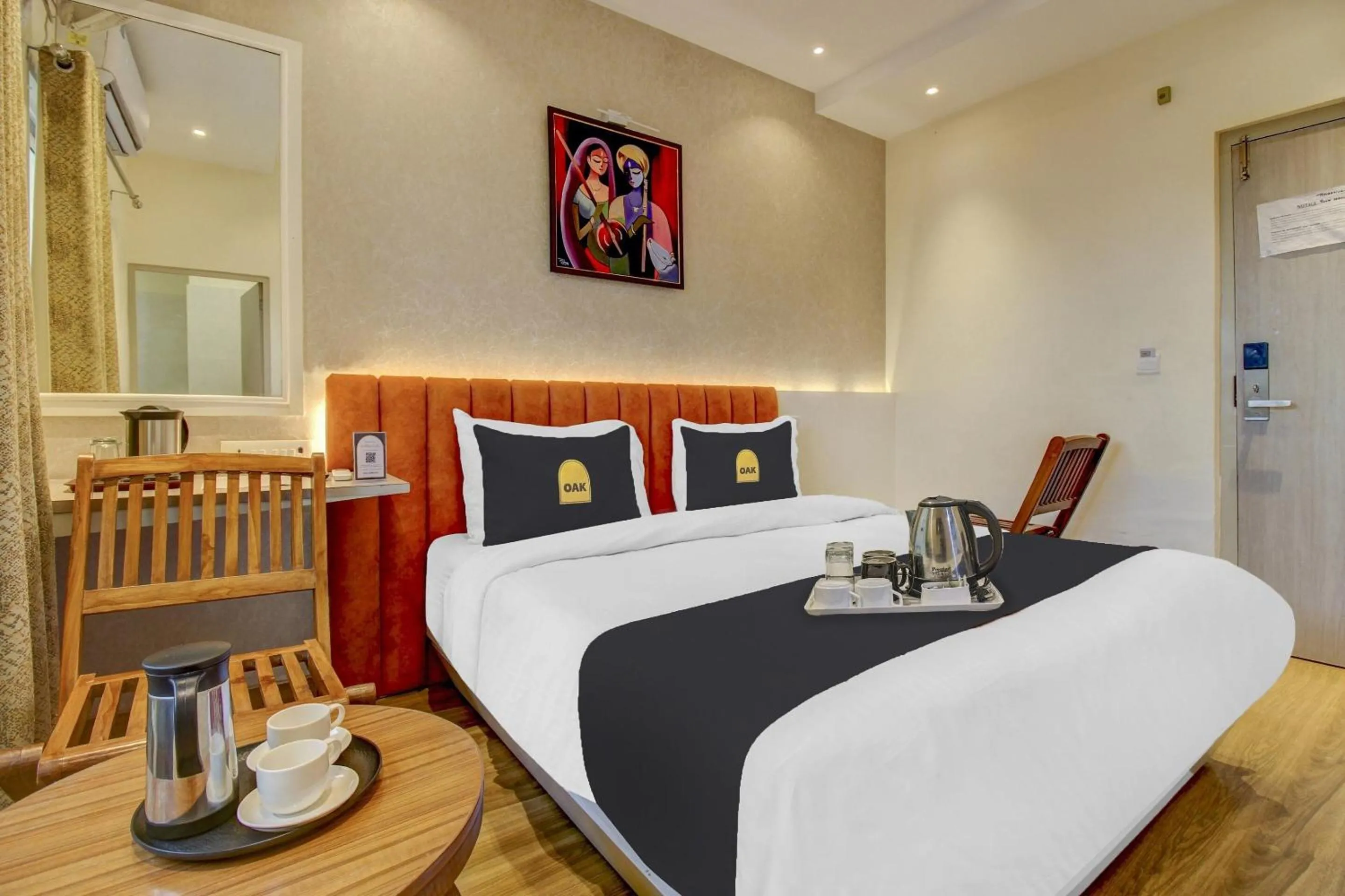 Bedroom, Bed in Super Townhouse Geetraj Near Shalimar Gateway lucknow